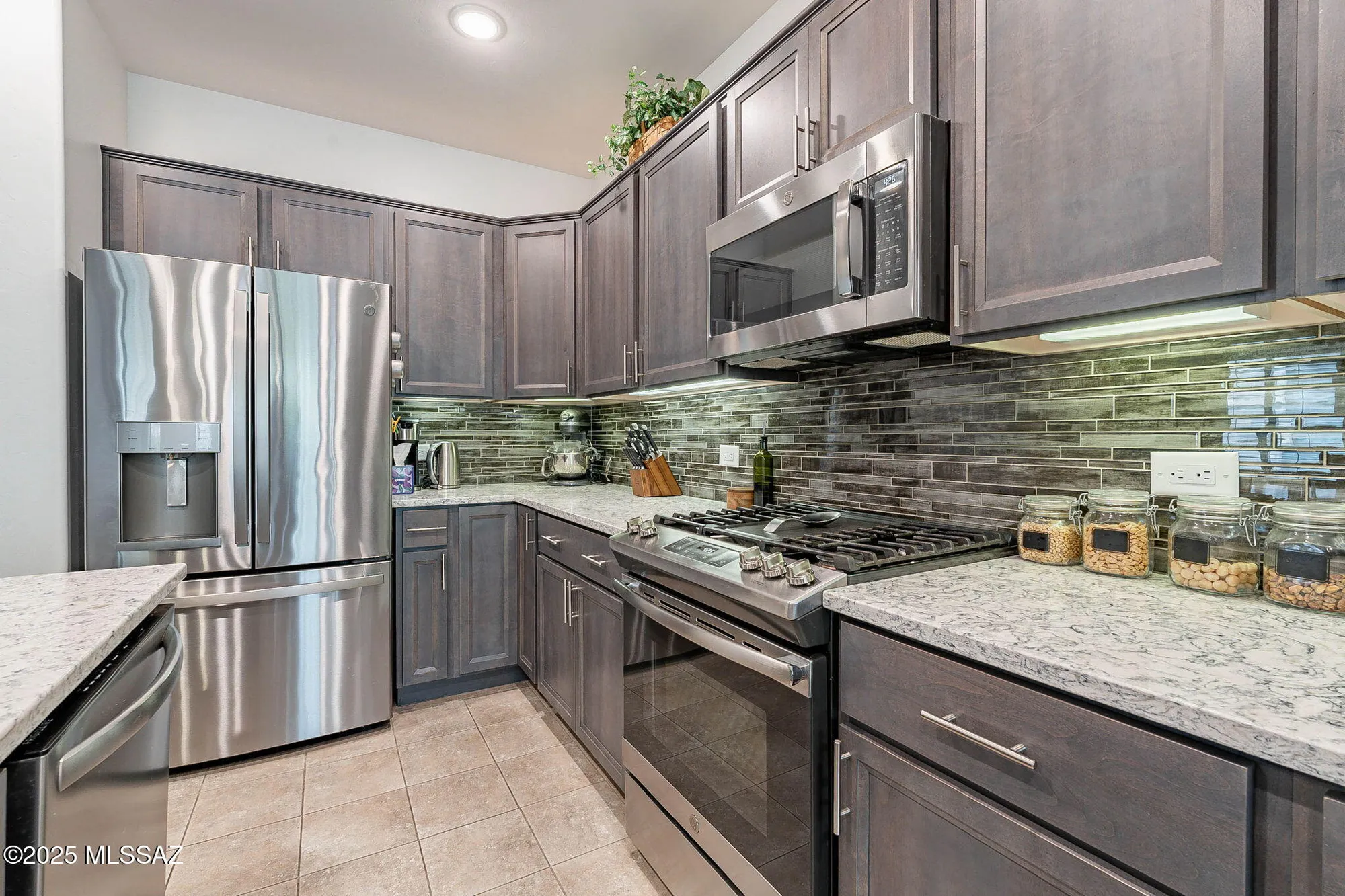 Property Slideshow image 9 of 33 | 1190 n broken hills dr, Green Valley, AZ, 85614