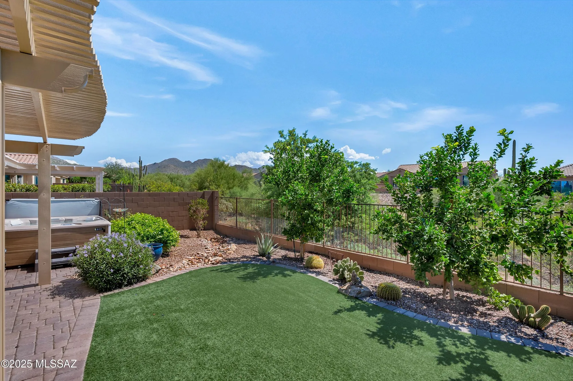 Property Slideshow image 32 of 38 | 6847 w cliff spring trl, Marana, AZ, 85658