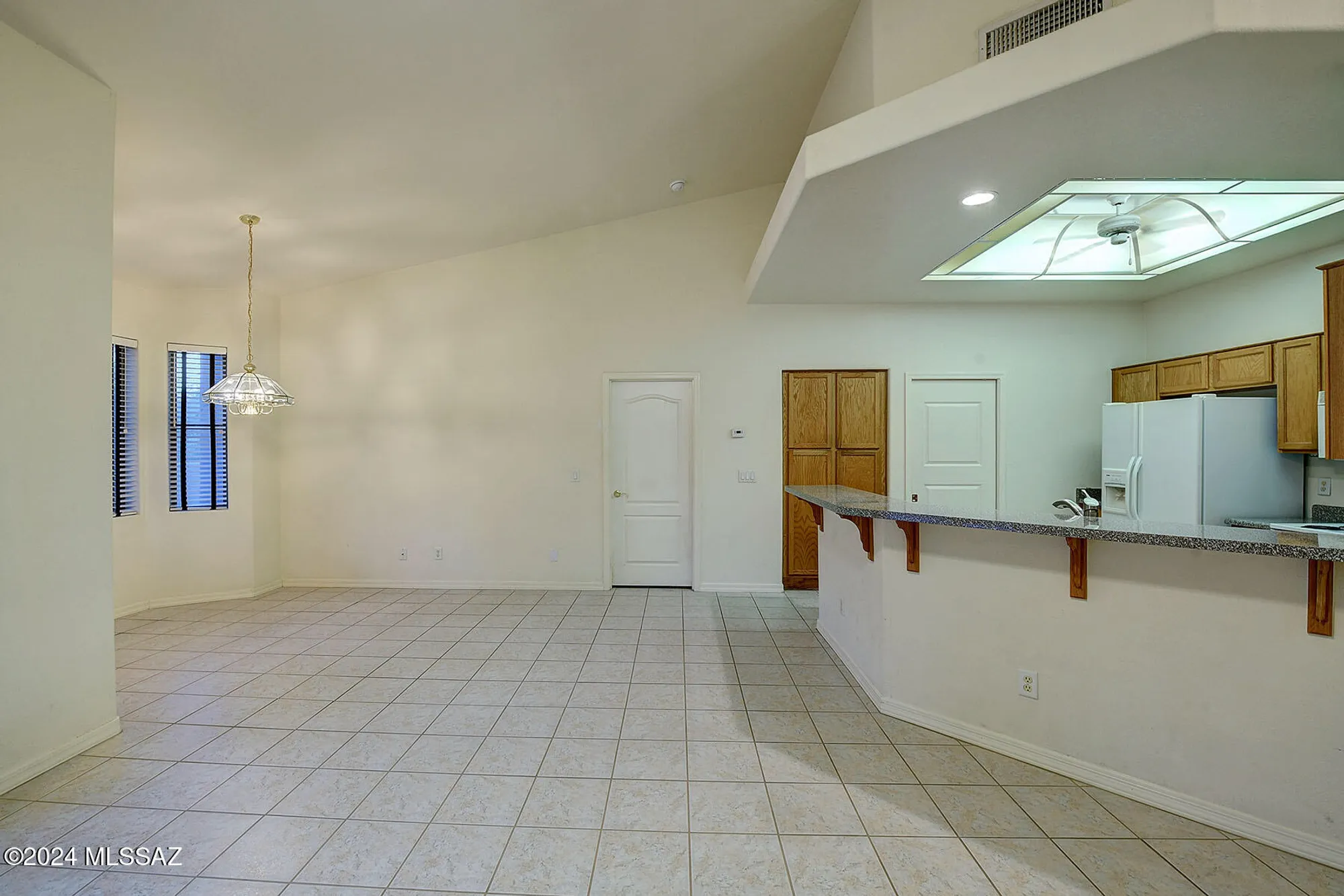 Property Slideshow image 13 of 26 | 13401 n rancho vistoso blvd 220, Oro Valley, AZ, 85755