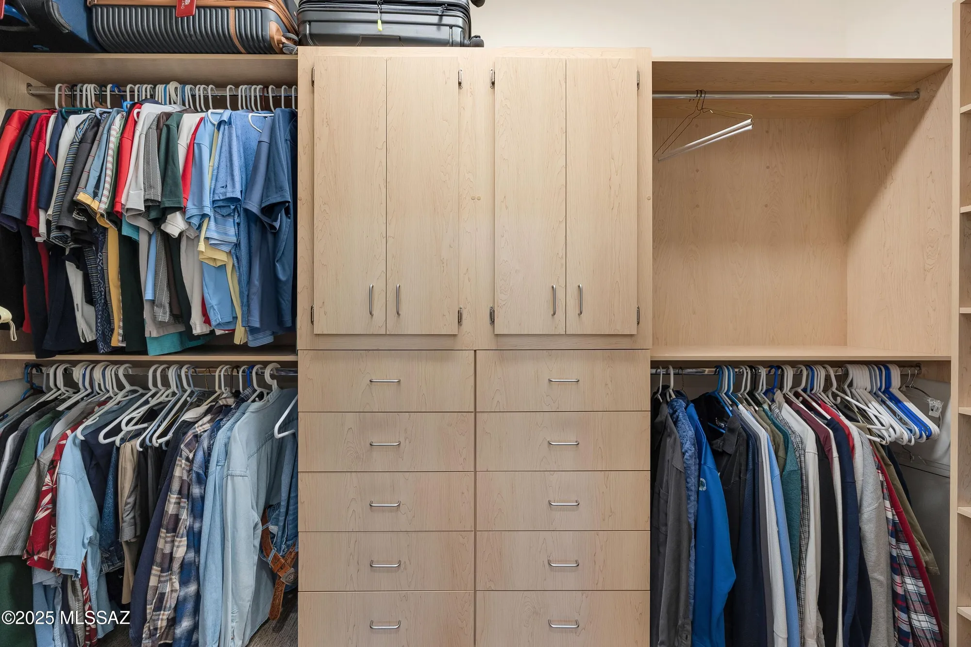 Property Slideshow image 22 of 49 | 39536 s summerwood dr, Tucson, AZ, 85739