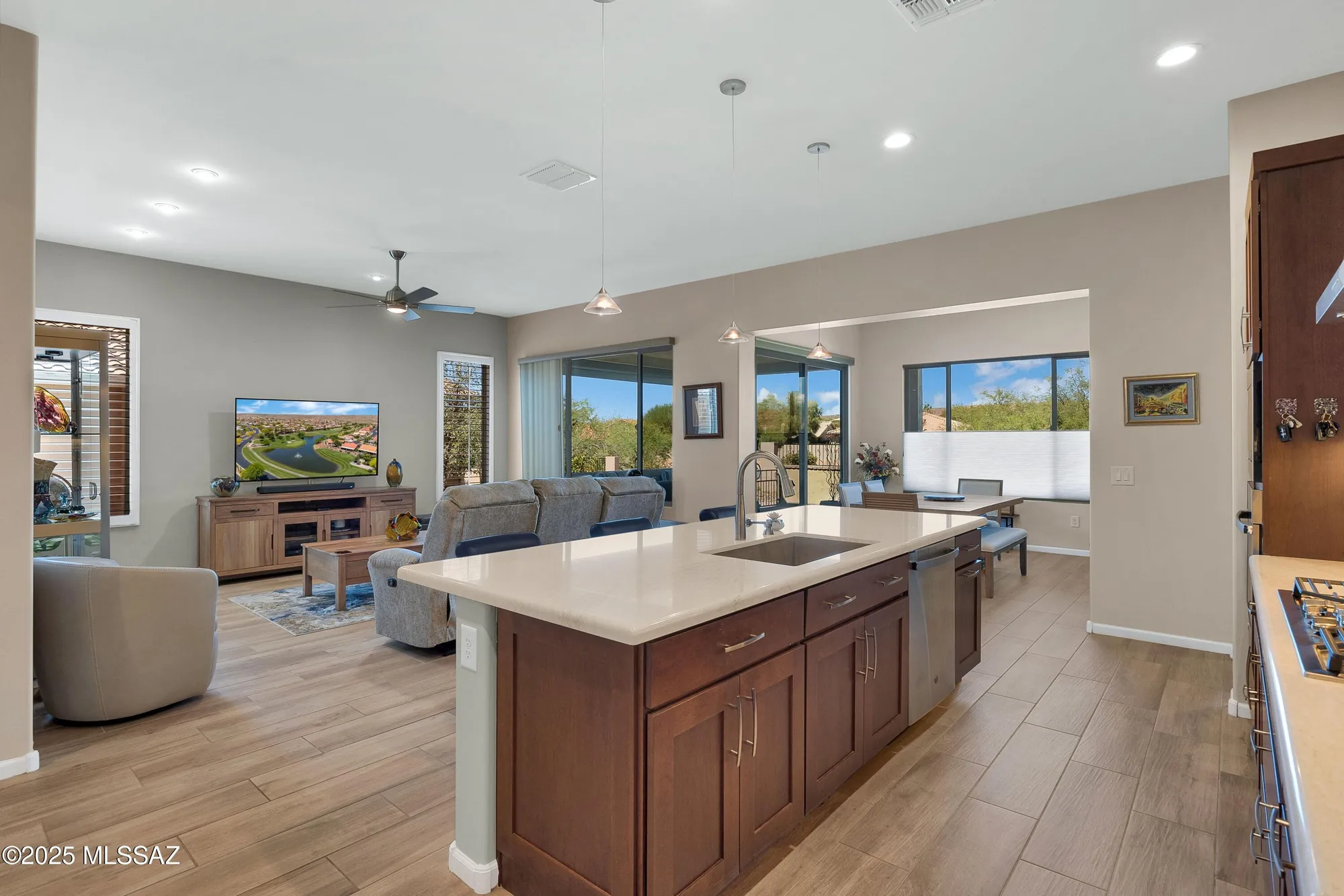 Property Slideshow image 10 of 49 | 39536 s summerwood dr, Tucson, AZ, 85739