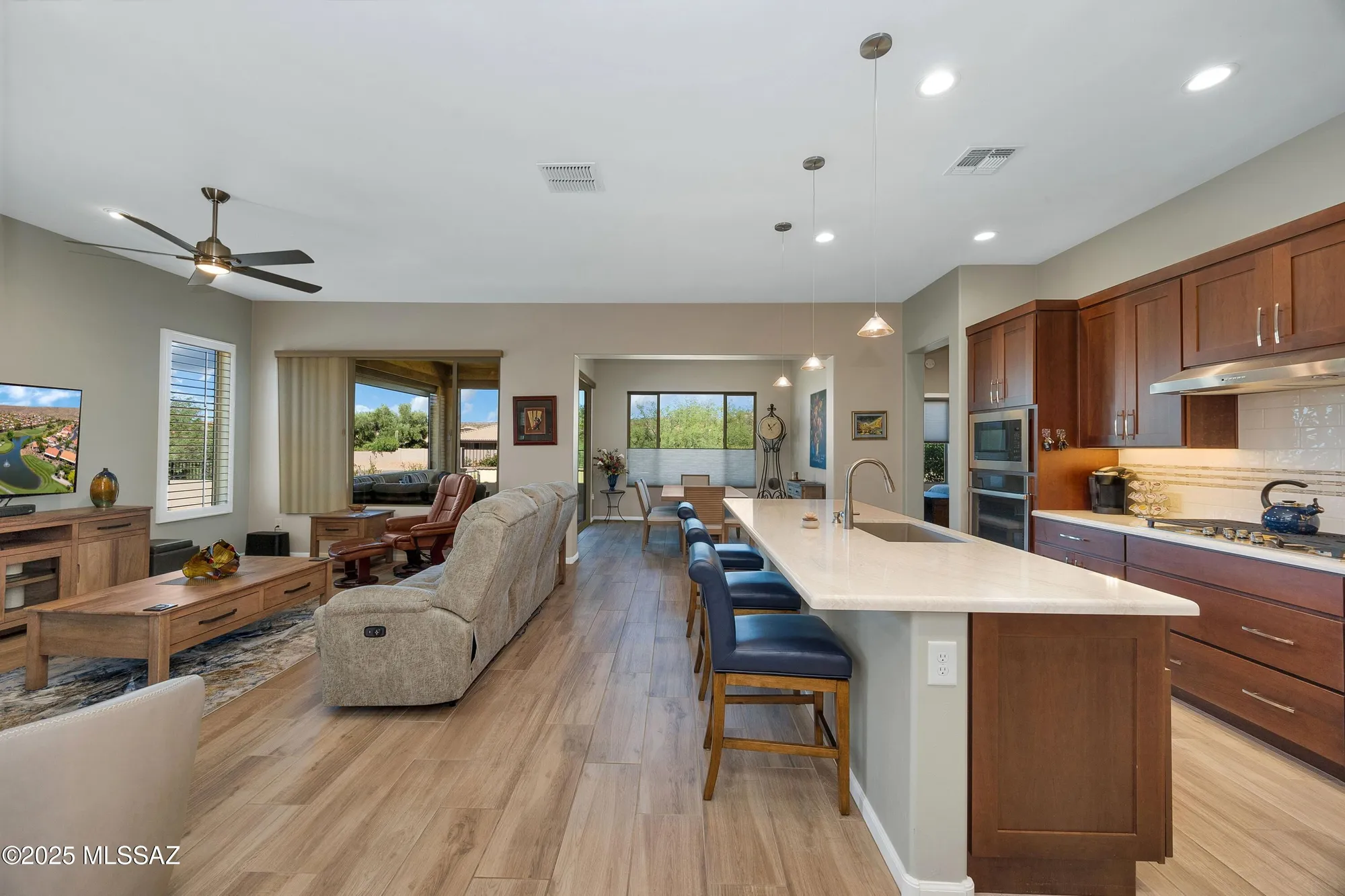 Property Slideshow image 6 of 49 | 39536 s summerwood dr, Tucson, AZ, 85739