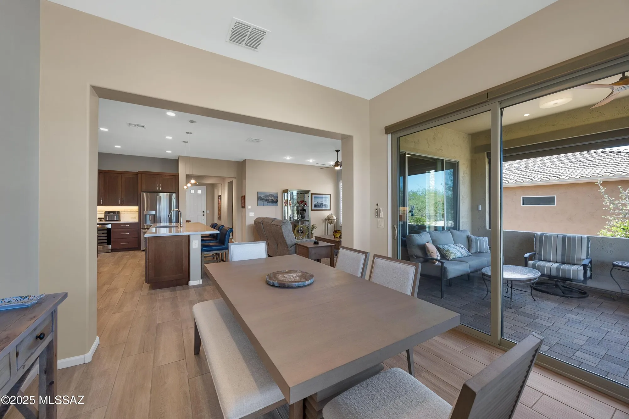Property Slideshow image 13 of 49 | 39536 s summerwood dr, Tucson, AZ, 85739
