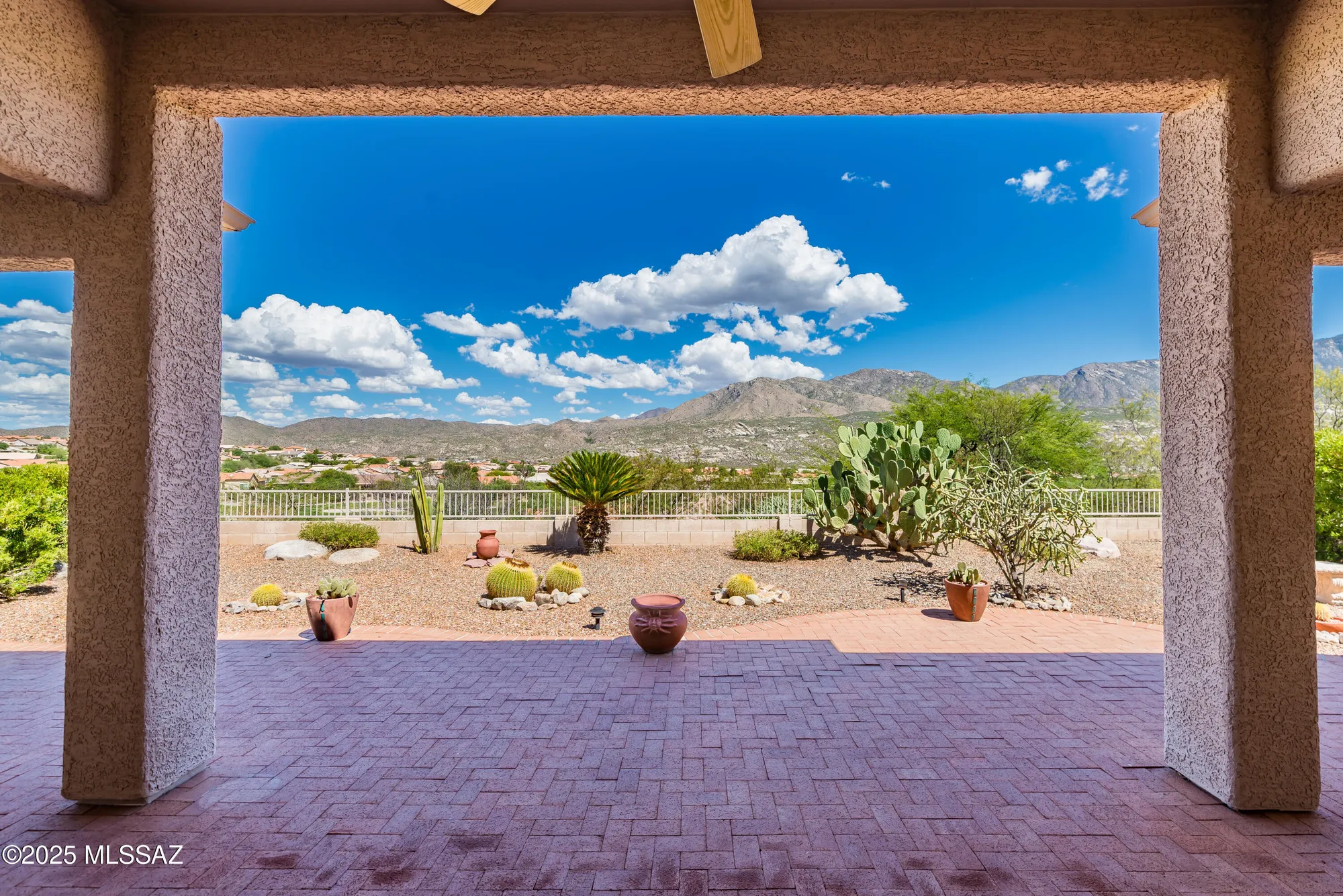 Property Slideshow image 8 of 45 | 37429 s stoney cliff dr, Saddlebrooke, AZ, 85739