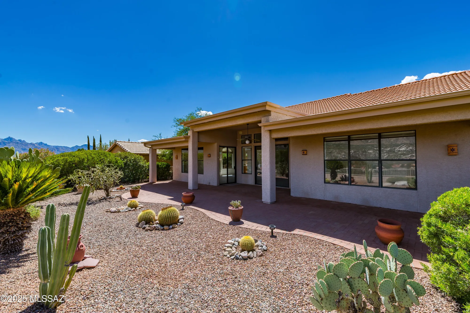 Property Slideshow image 13 of 45 | 37429 s stoney cliff dr, Saddlebrooke, AZ, 85739