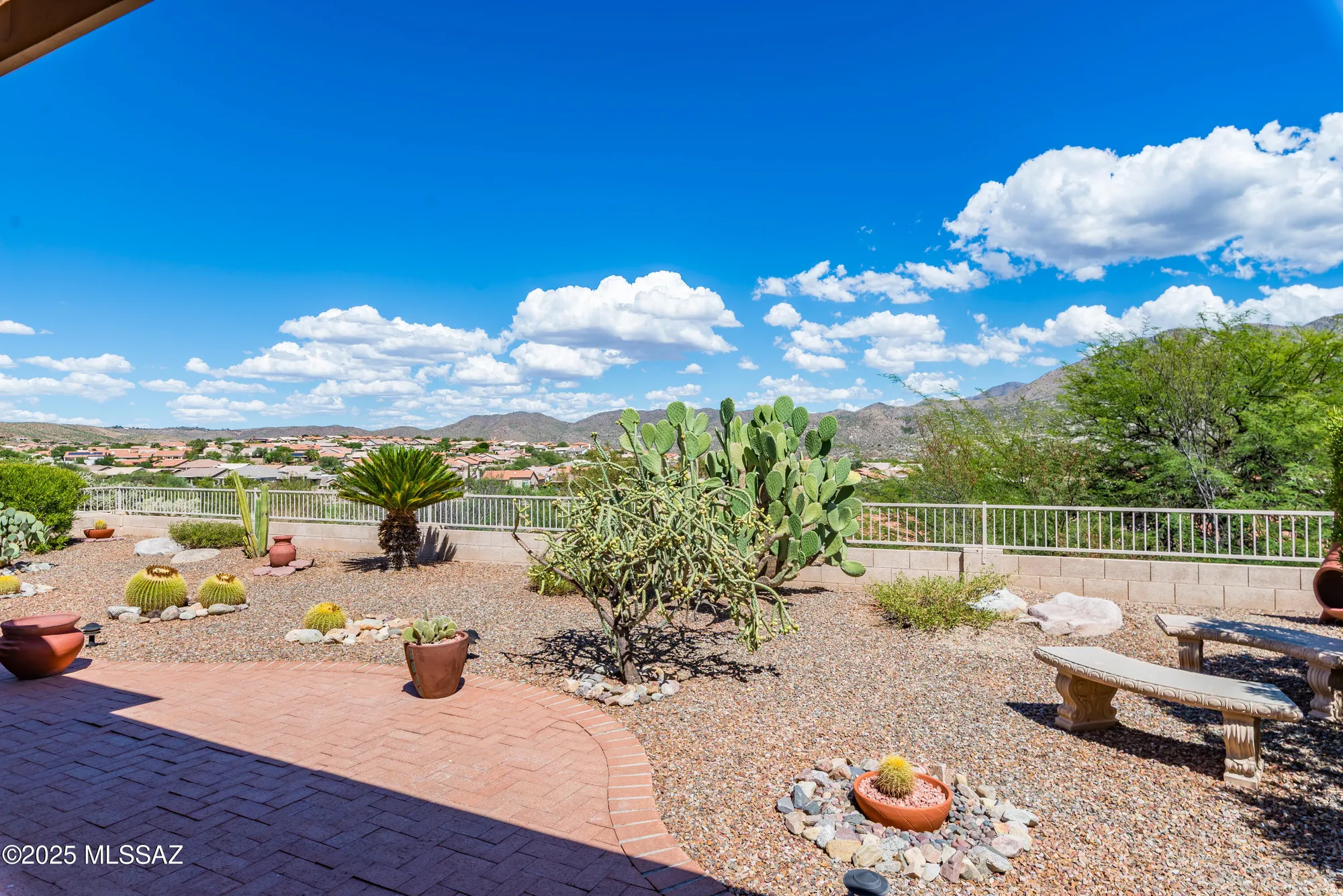 Property Slideshow image 9 of 45 | 37429 s stoney cliff dr, Saddlebrooke, AZ, 85739