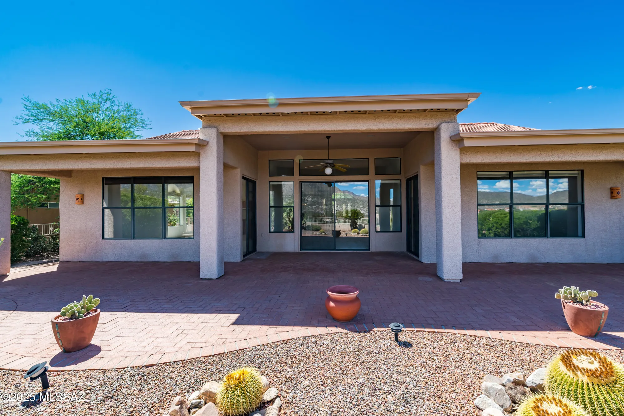Property Slideshow image 14 of 45 | 37429 s stoney cliff dr, Saddlebrooke, AZ, 85739