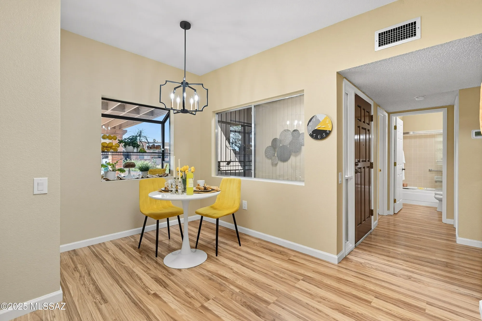 Property Slideshow image 6 of 21 | 1552 w via del jarrito, Green Valley, AZ, 85622