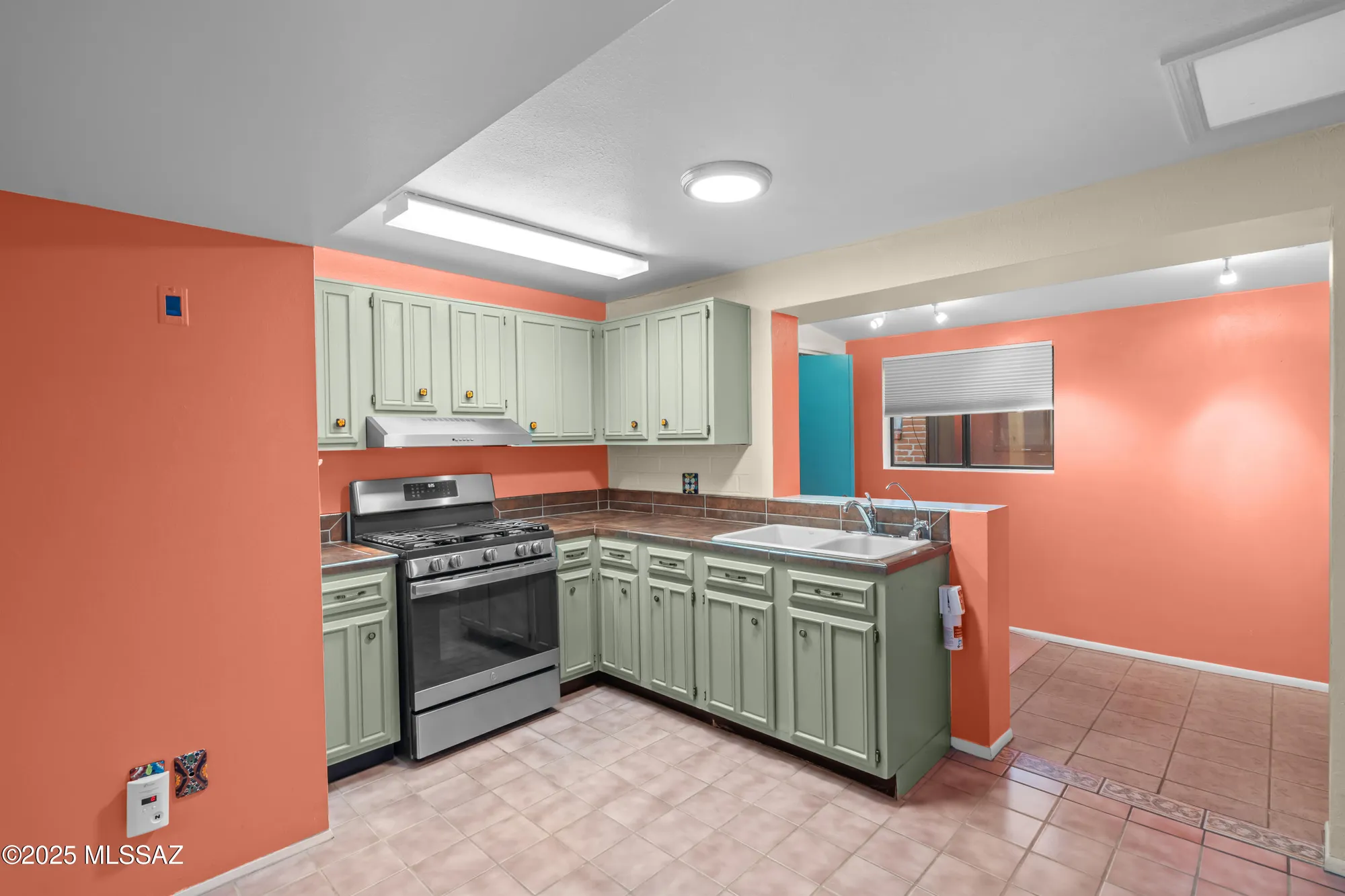 Property Slideshow image 11 of 31 | 516 s paseo lobo unit b, Green Valley, AZ, 85614