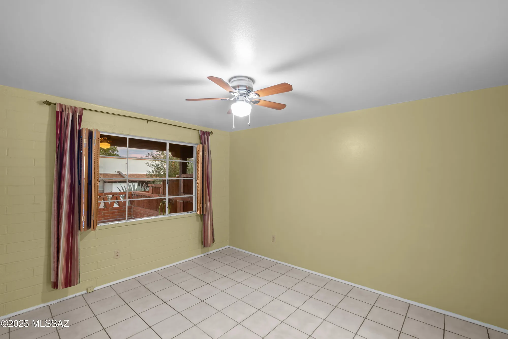 Property Slideshow image 23 of 31 | 516 s paseo lobo unit b, Green Valley, AZ, 85614