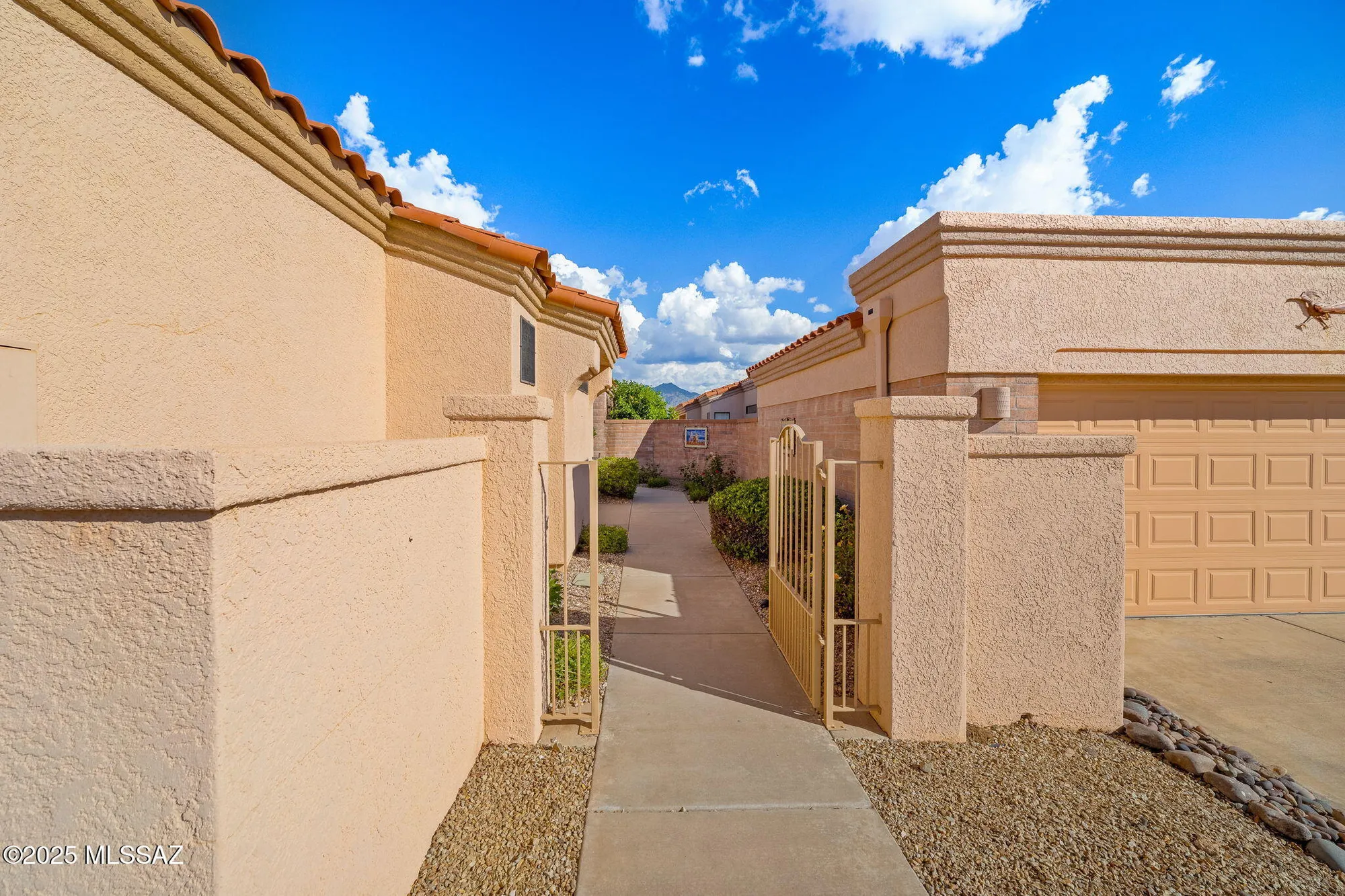 Property Slideshow image 4 of 40 | 1821 w placita de diciembre, Green Valley, AZ, 85622