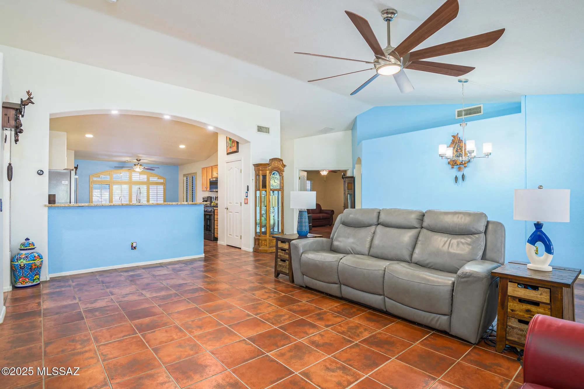 Property Slideshow image 5 of 42 | 1329 n sun catcher way, Green Valley, AZ, 85614