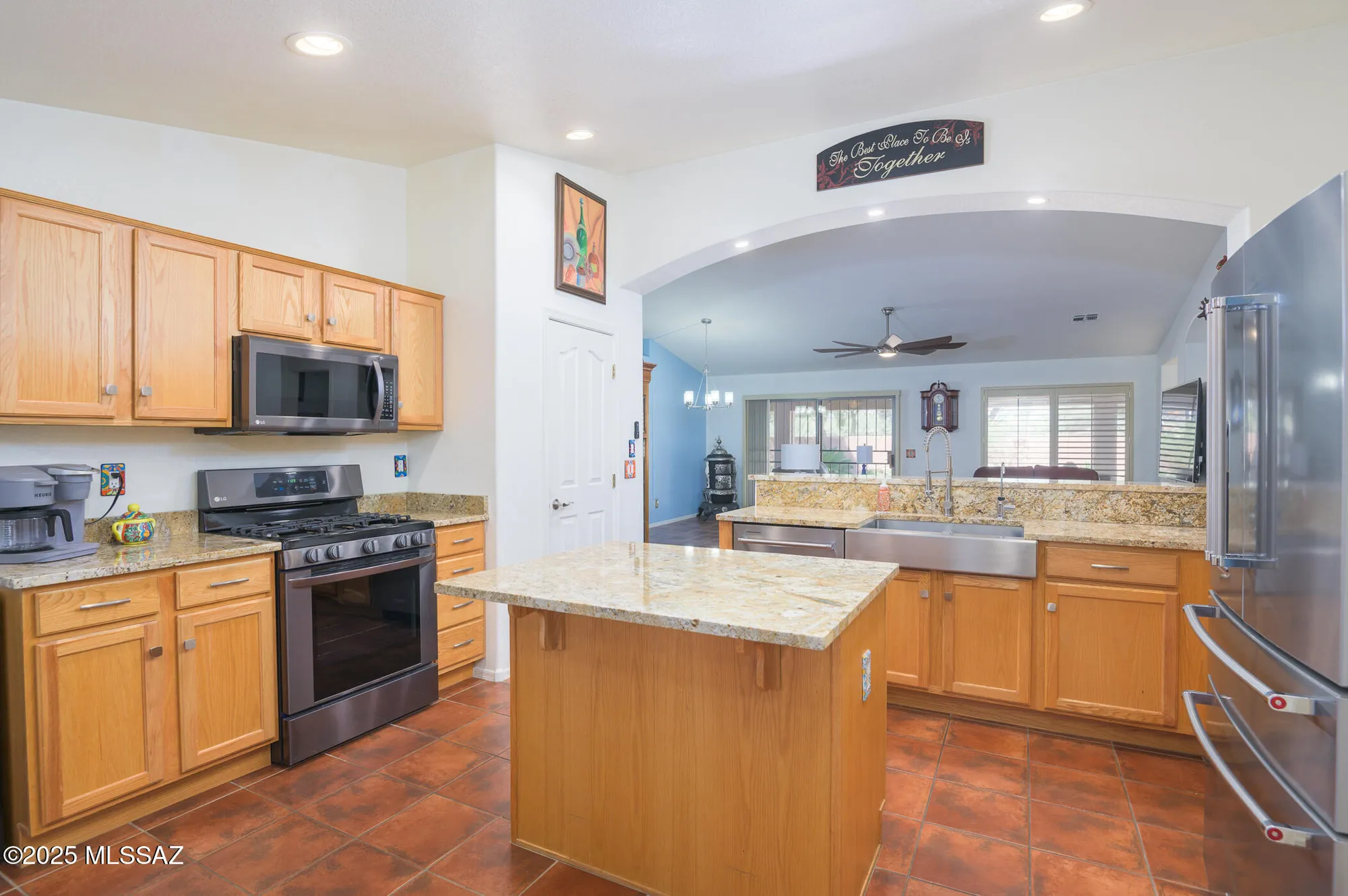 Property Slideshow image 10 of 42 | 1329 n sun catcher way, Green Valley, AZ, 85614