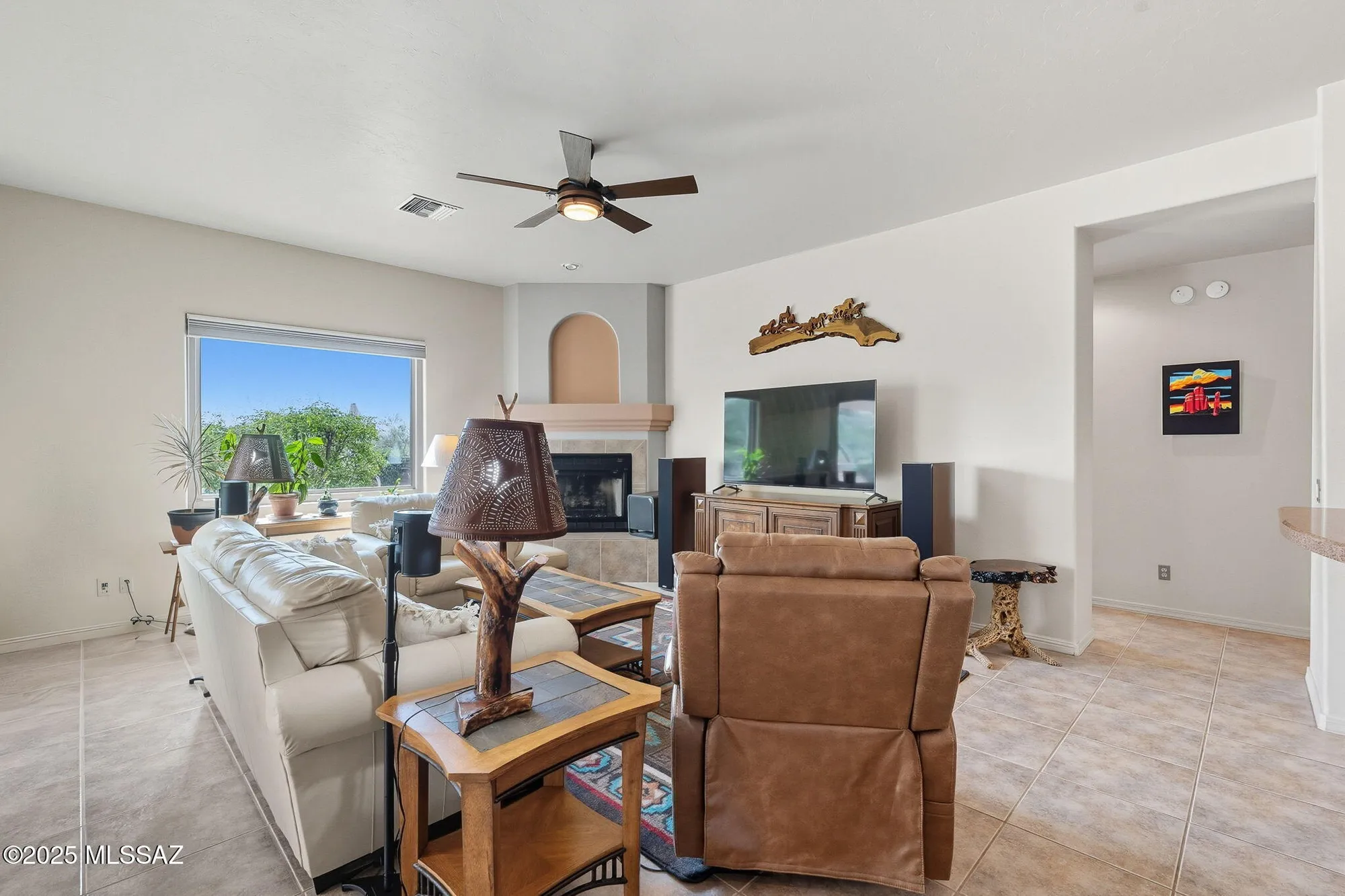Property Slideshow image 19 of 51 | 908 e sawmill canyon pl, Green Valley, AZ, 85614