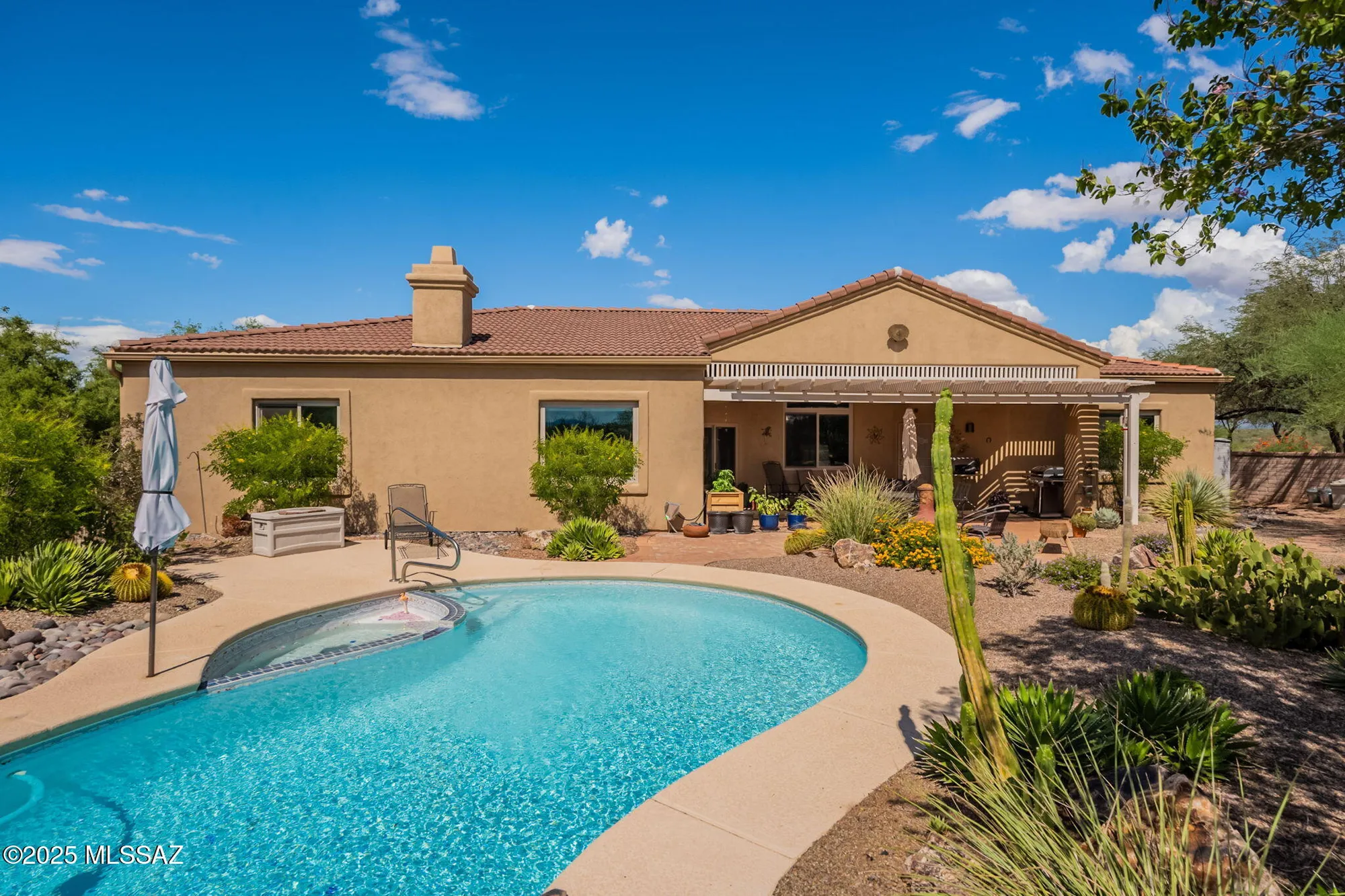 Property Slideshow image 45 of 51 | 908 e sawmill canyon pl, Green Valley, AZ, 85614