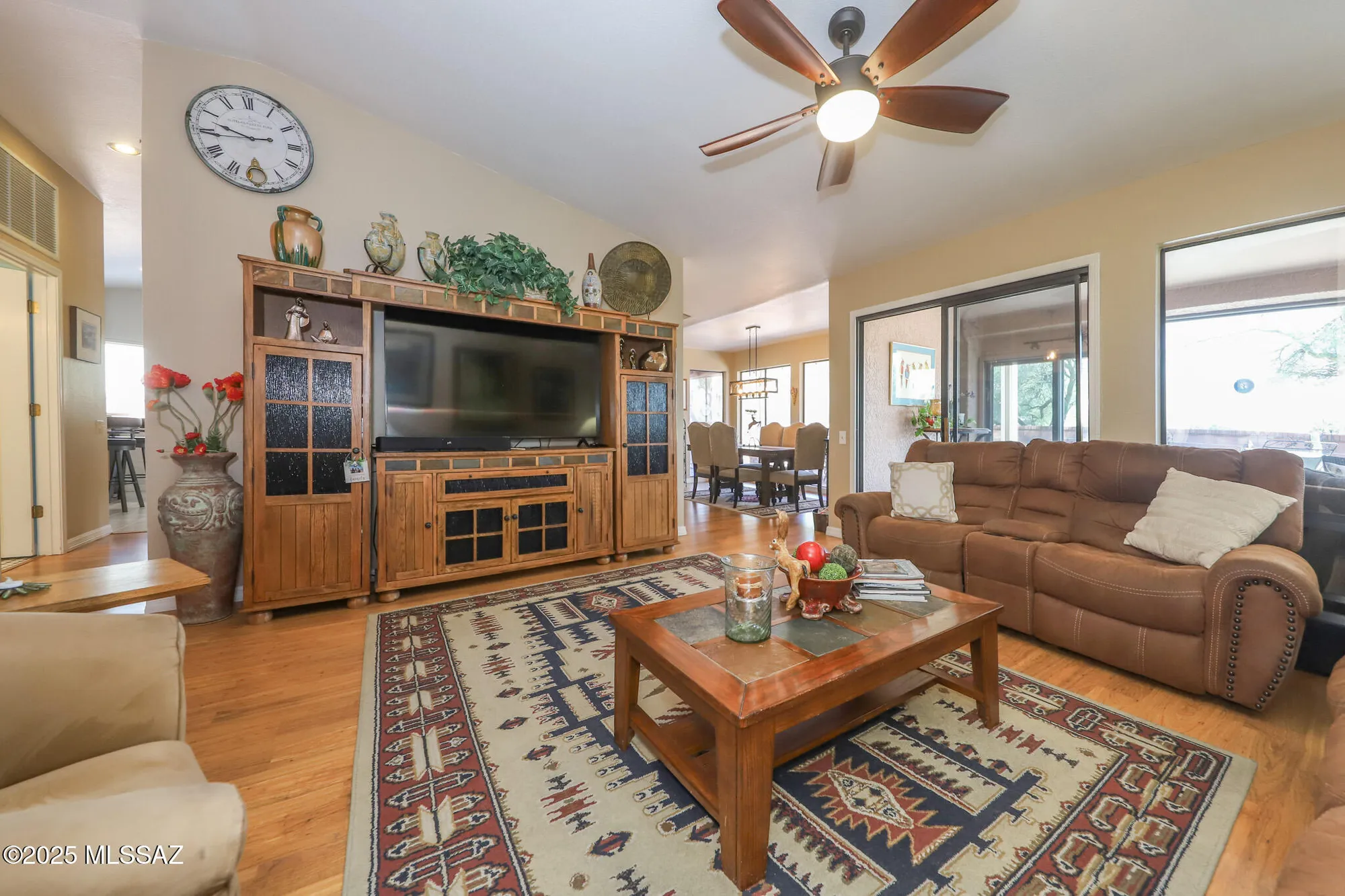 Property Slideshow image 7 of 49 | 184 n candlelight dr, Green Valley, AZ, 85614