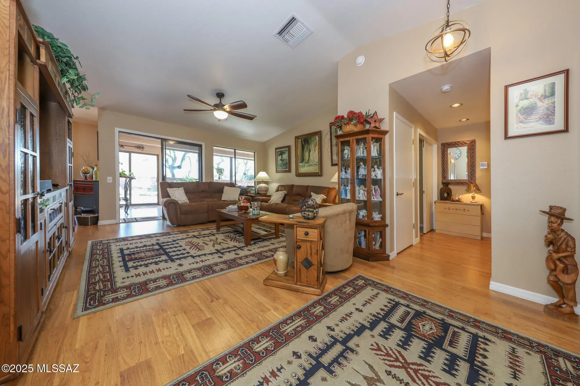 Property Slideshow image 5 of 49 | 184 n candlelight dr, Green Valley, AZ, 85614