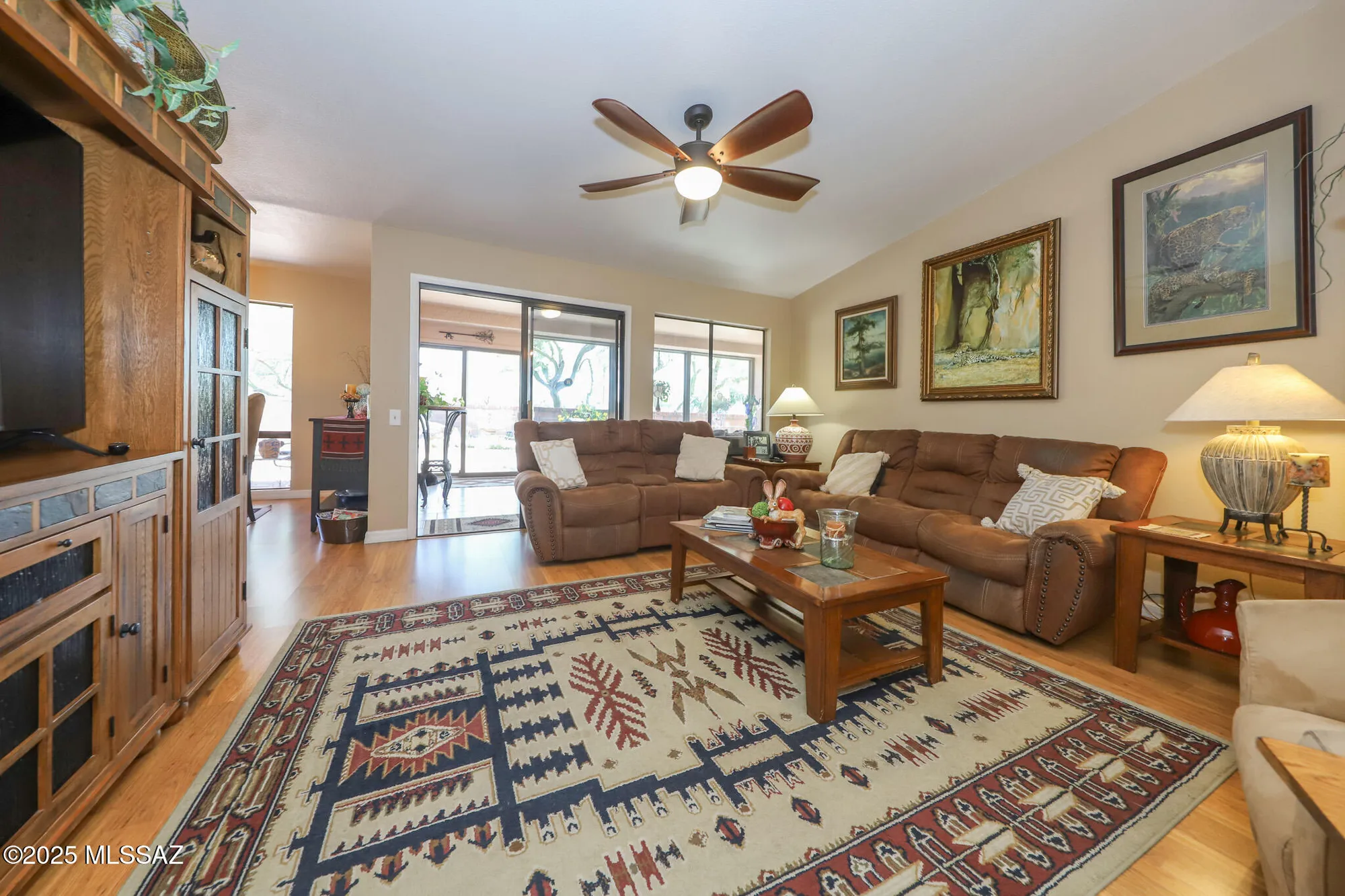 Property Slideshow image 6 of 49 | 184 n candlelight dr, Green Valley, AZ, 85614