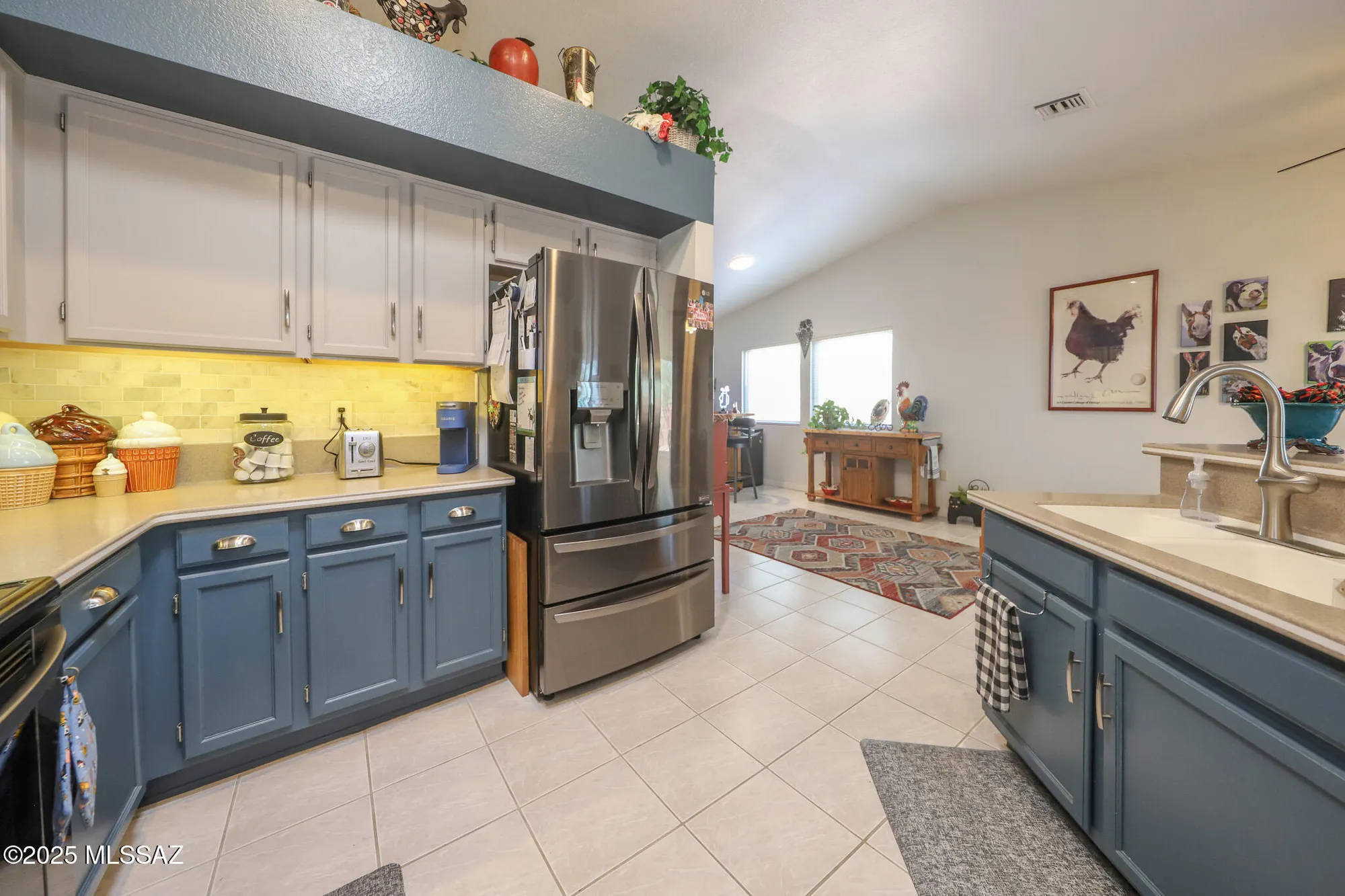 Property Slideshow image 18 of 49 | 184 n candlelight dr, Green Valley, AZ, 85614