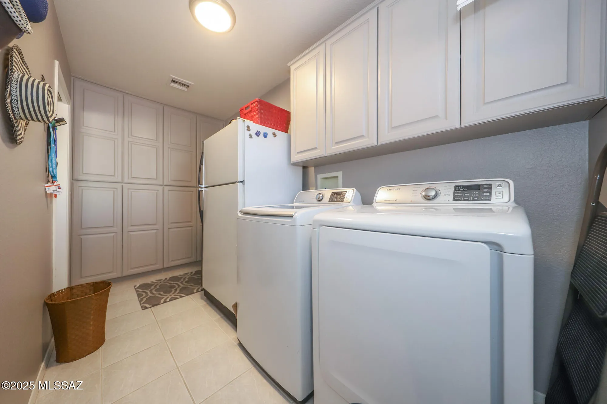 Property Slideshow image 22 of 49 | 184 n candlelight dr, Green Valley, AZ, 85614