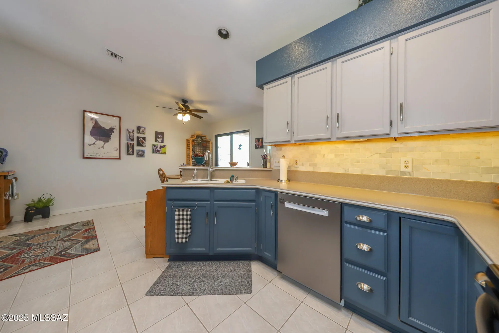 Property Slideshow image 17 of 49 | 184 n candlelight dr, Green Valley, AZ, 85614