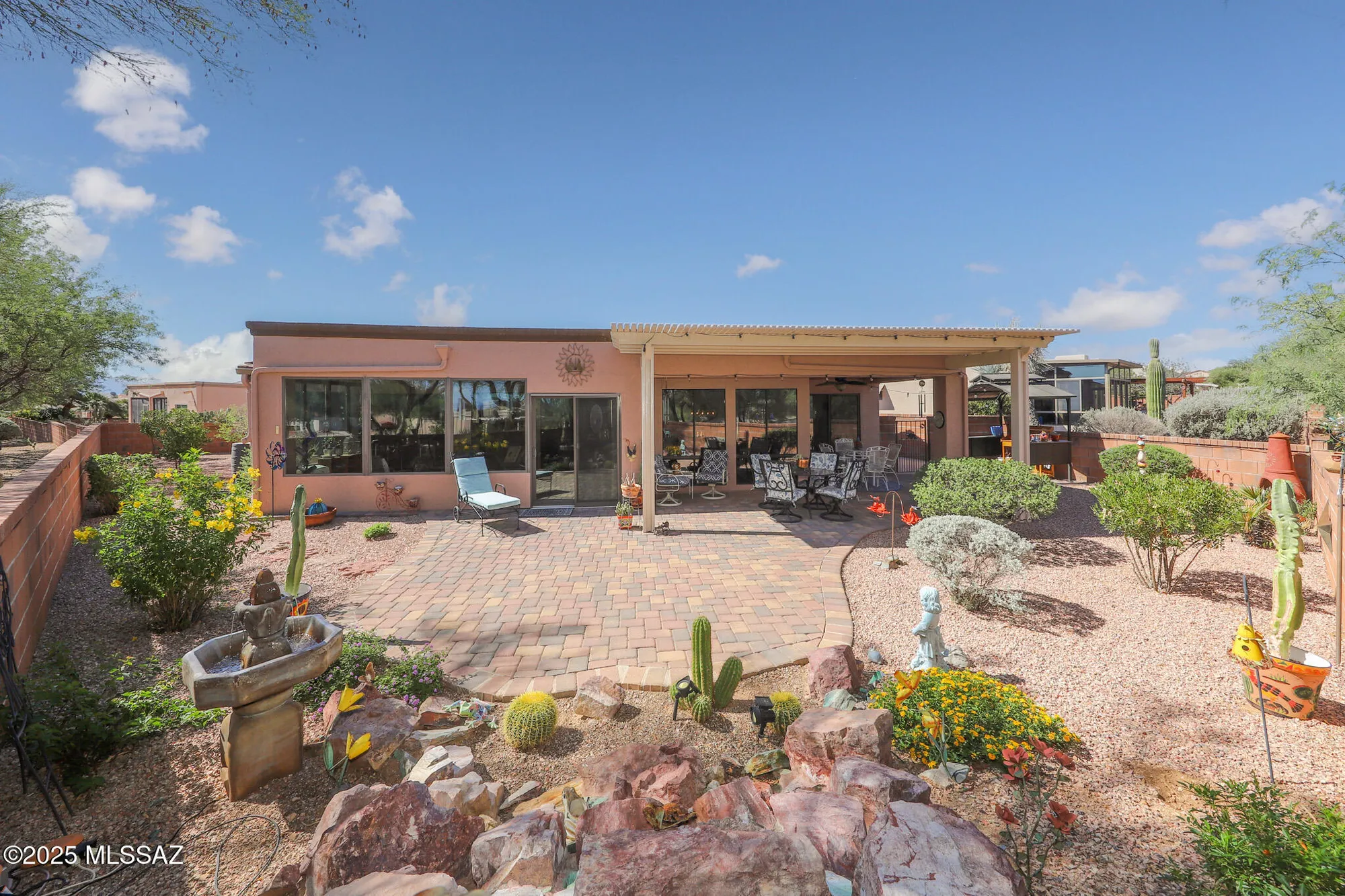 Property Slideshow image 45 of 49 | 184 n candlelight dr, Green Valley, AZ, 85614