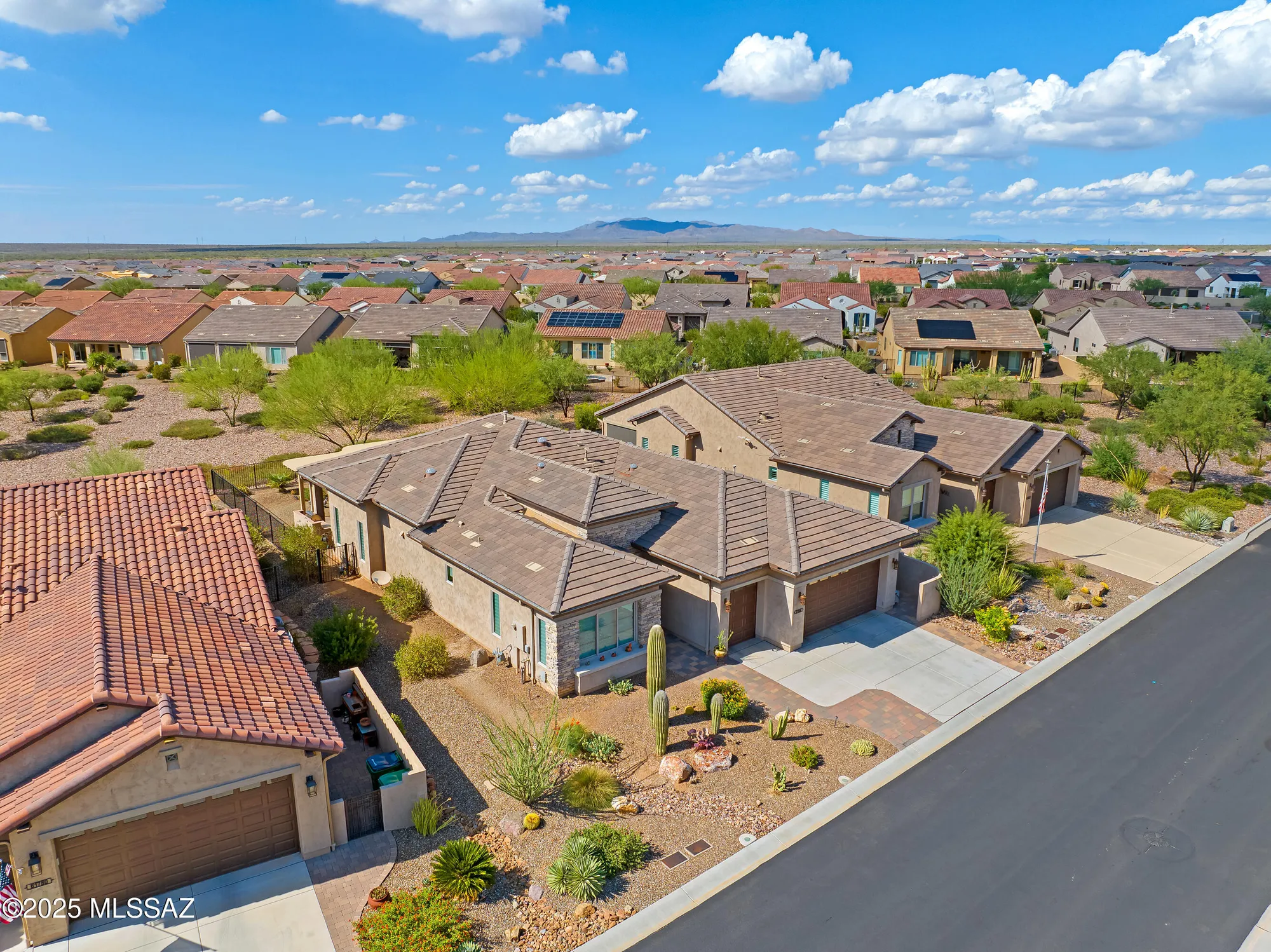 Property Slideshow image 34 of 44 | 61806 e happy jack trl, Oracle, AZ, 85623