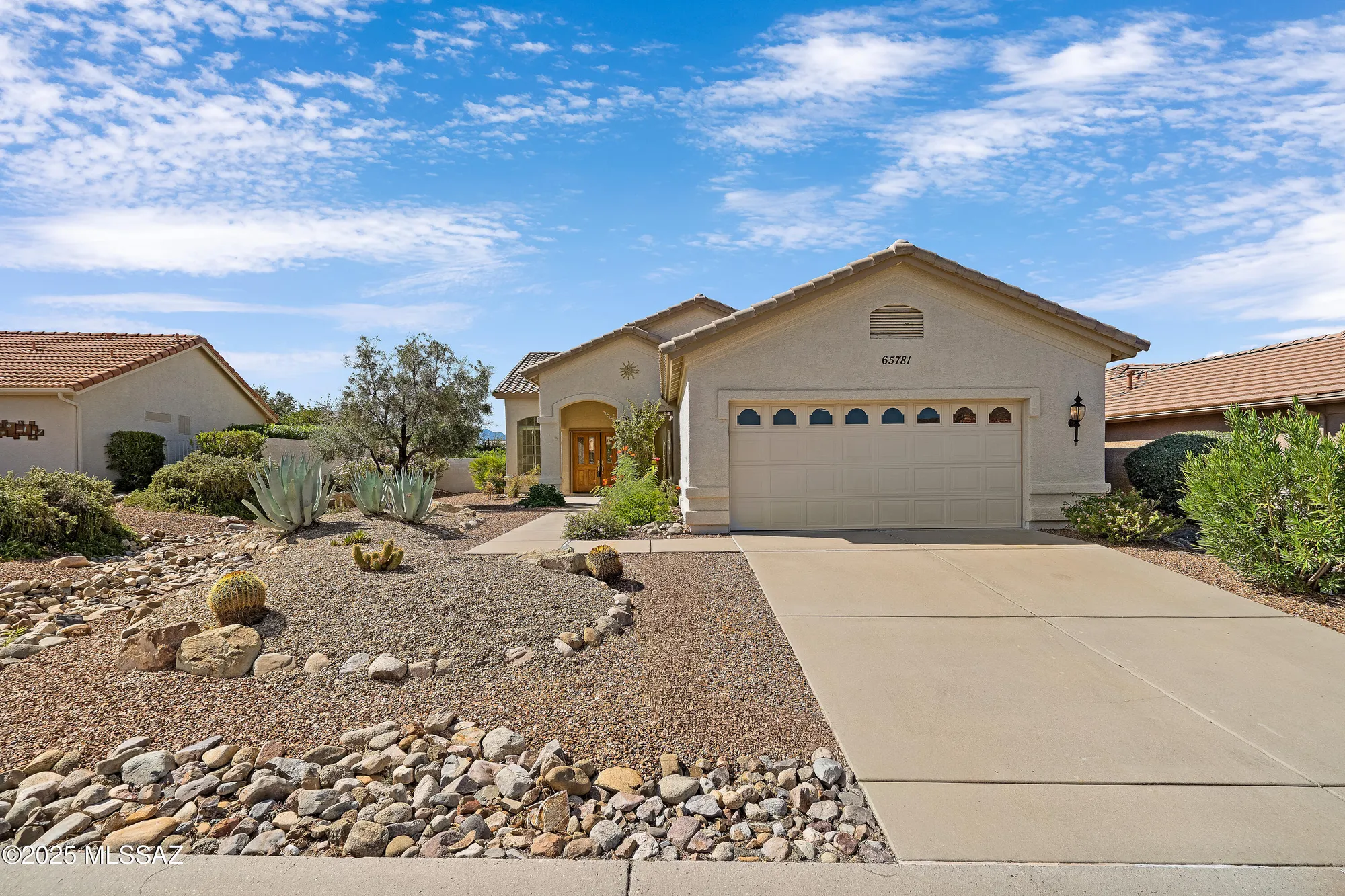 Property Slideshow image 3 of 31 | 65781 e rose crest dr, Saddlebrooke, AZ, 85739