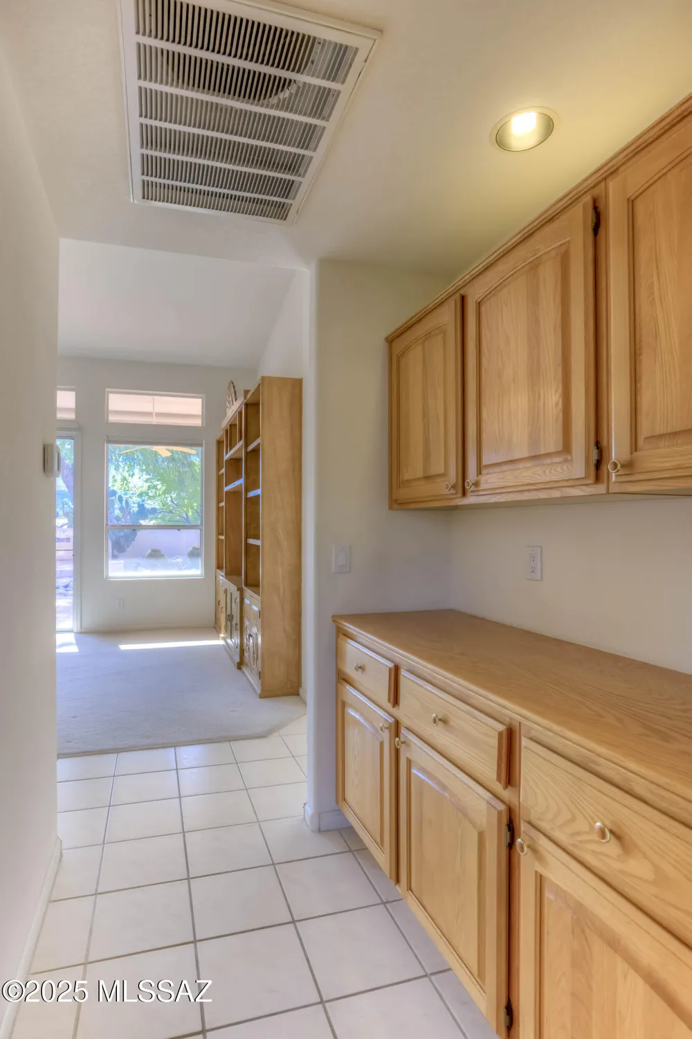 Property Slideshow image 8 of 36 | 37757 s mashie dr, Tucson, AZ, 85739