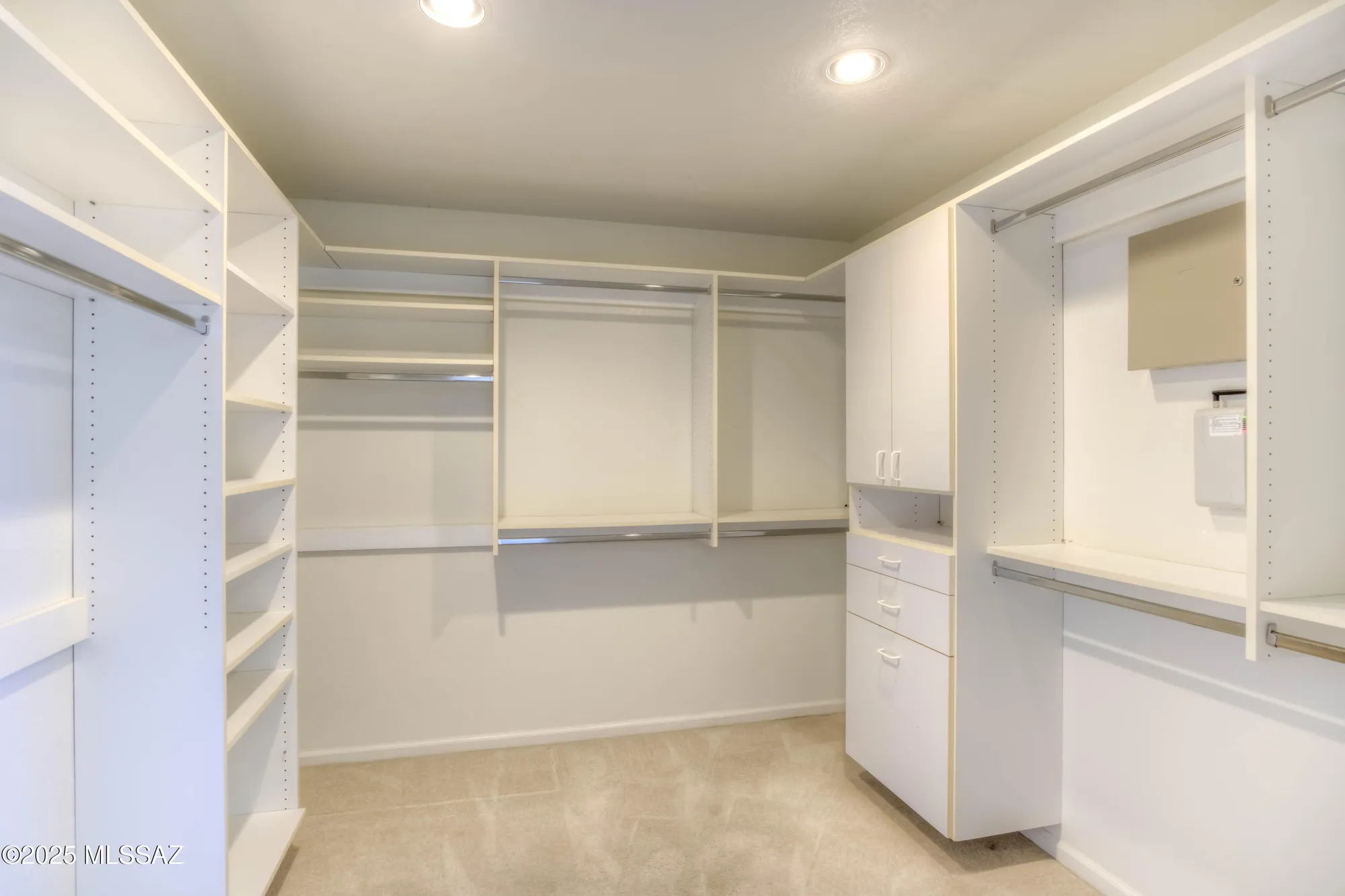 Property Slideshow image 22 of 36 | 37757 s mashie dr, Tucson, AZ, 85739