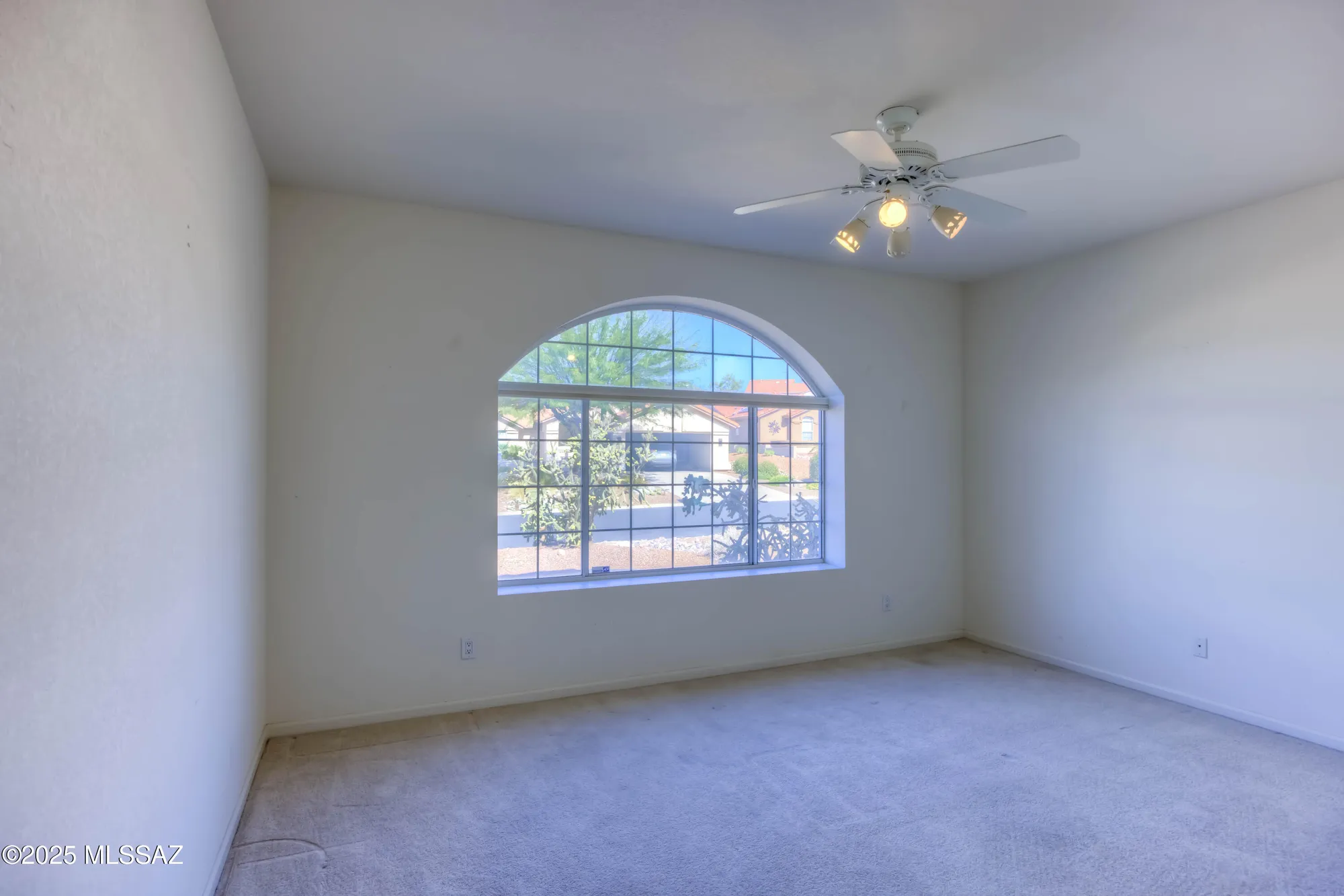 Property Slideshow image 27 of 36 | 37757 s mashie dr, Tucson, AZ, 85739