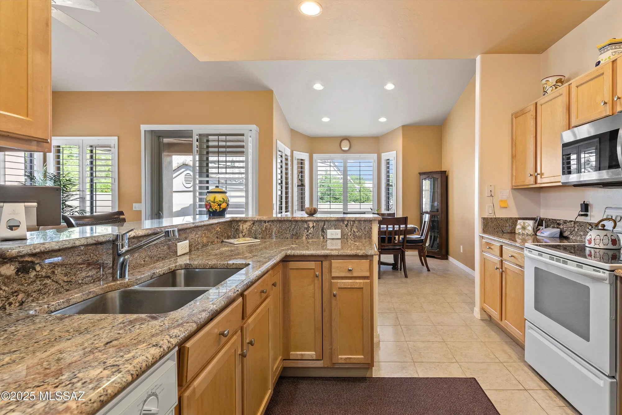 Property Slideshow image 11 of 31 | 13401 n rancho vistoso blvd unit 234, Oro Valley, AZ, 85755