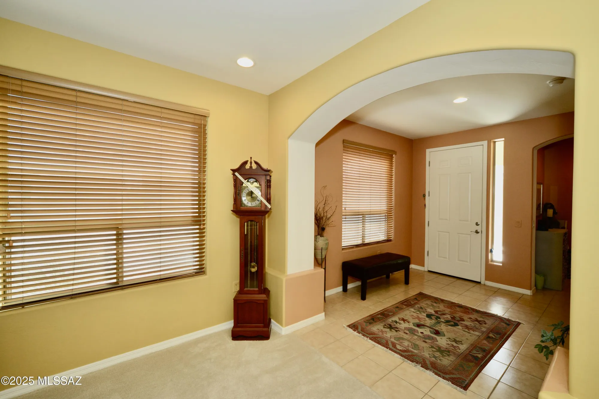 Property Slideshow image 12 of 48 | 733 w shadow wood st, Green Valley, AZ, 85614
