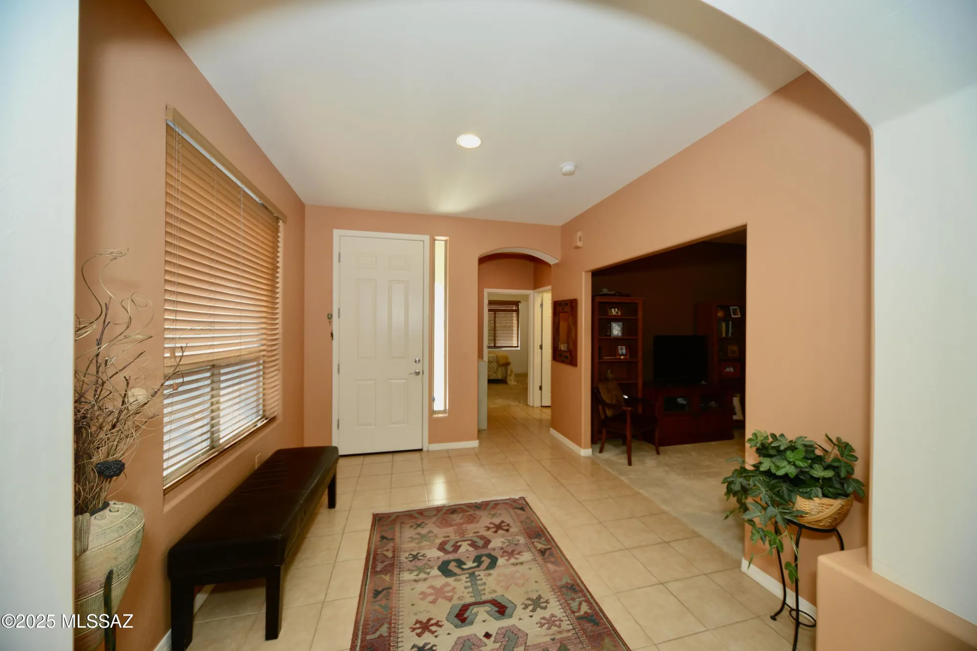 Property Slideshow image 6 of 48 | 733 w shadow wood st, Green Valley, AZ, 85614
