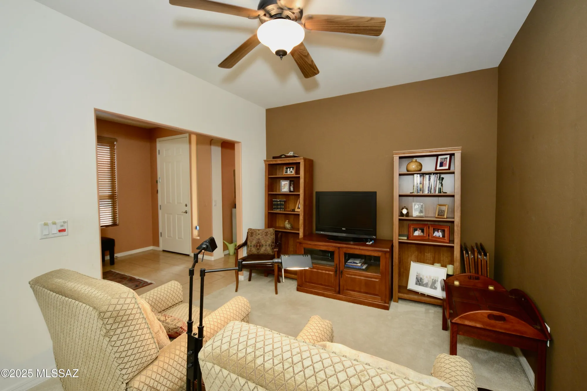 Property Slideshow image 10 of 48 | 733 w shadow wood st, Green Valley, AZ, 85614