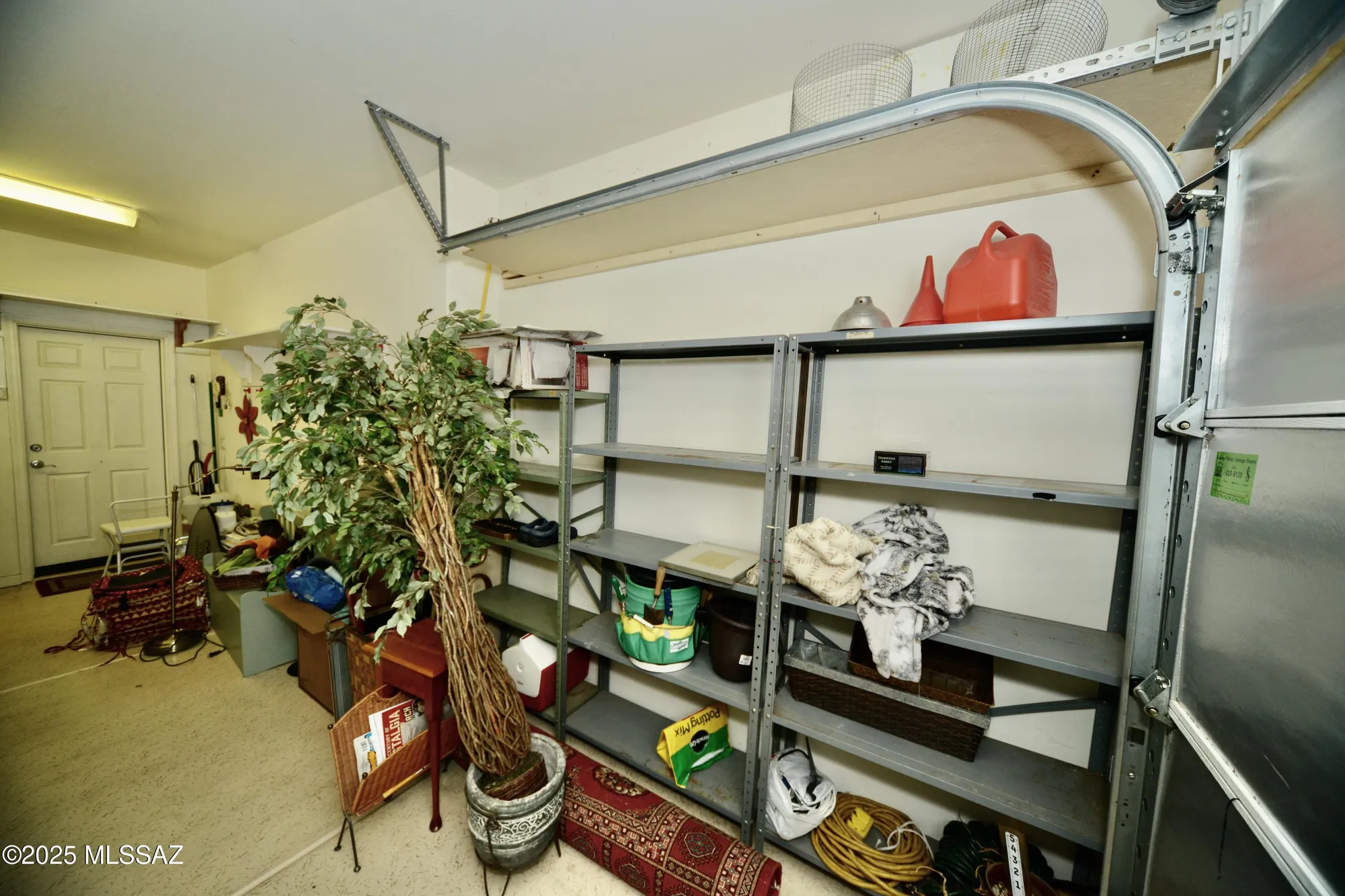 Property Slideshow image 42 of 48 | 733 w shadow wood st, Green Valley, AZ, 85614