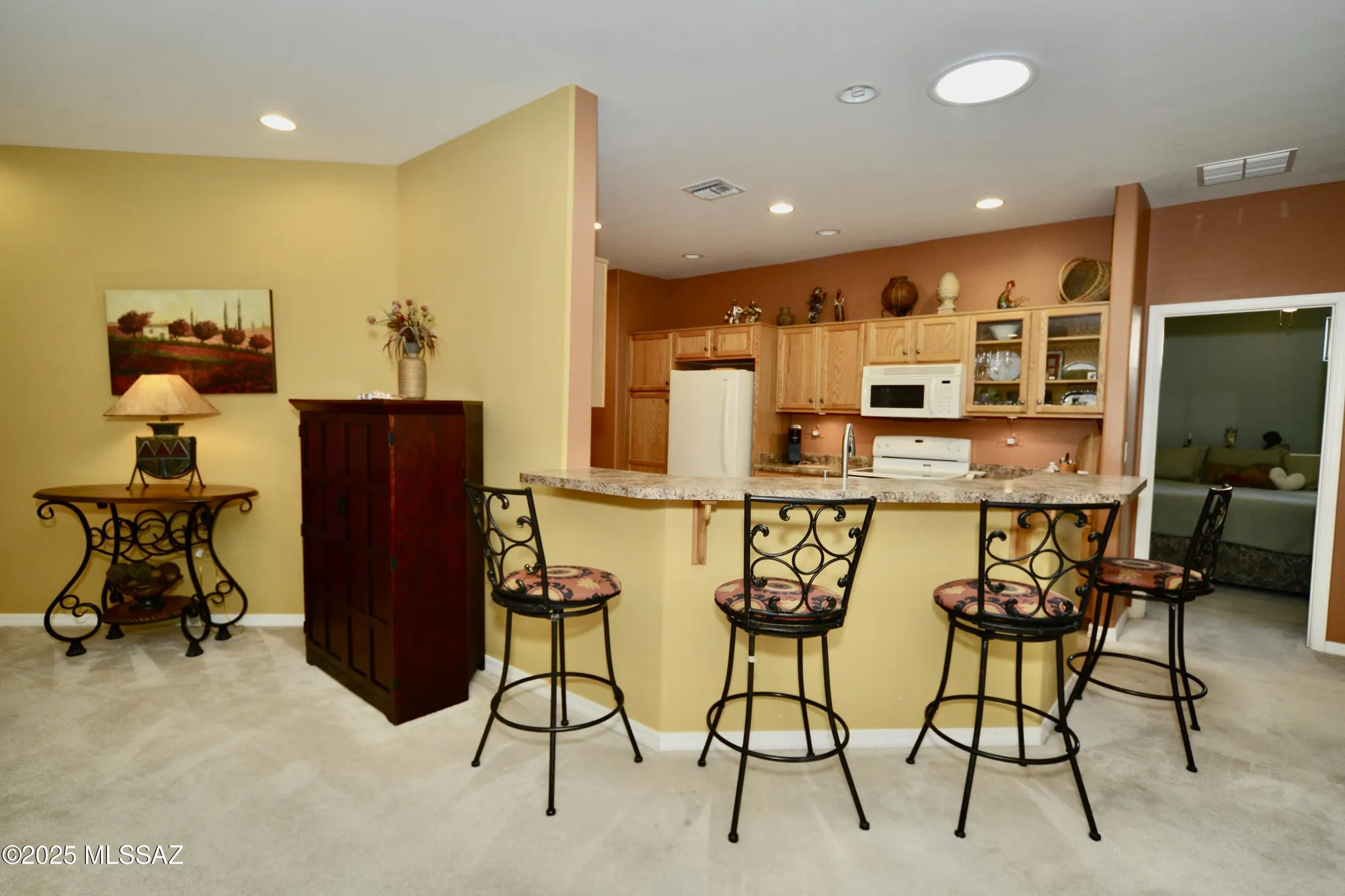 Property Slideshow image 17 of 48 | 733 w shadow wood st, Green Valley, AZ, 85614
