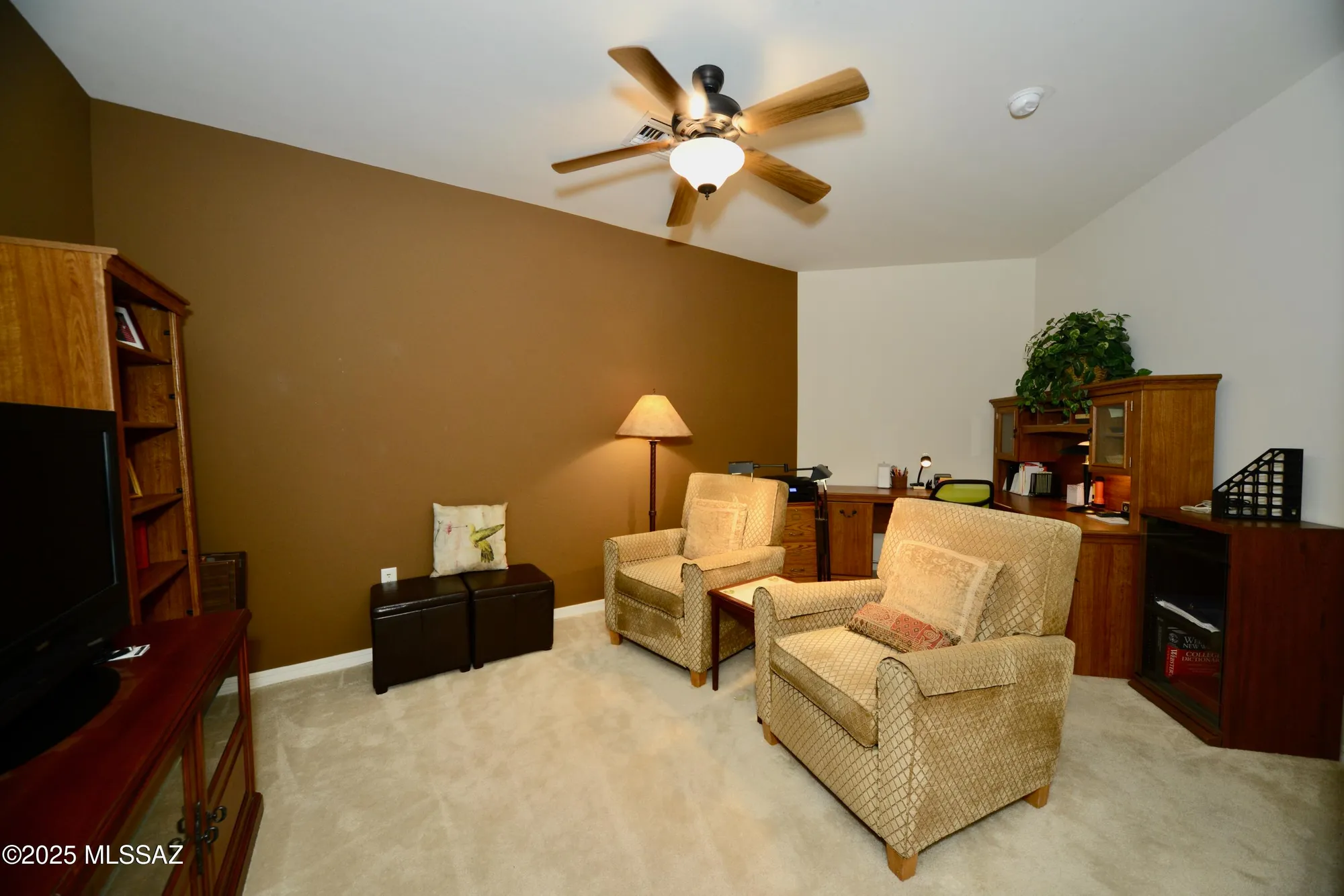 Property Slideshow image 8 of 48 | 733 w shadow wood st, Green Valley, AZ, 85614