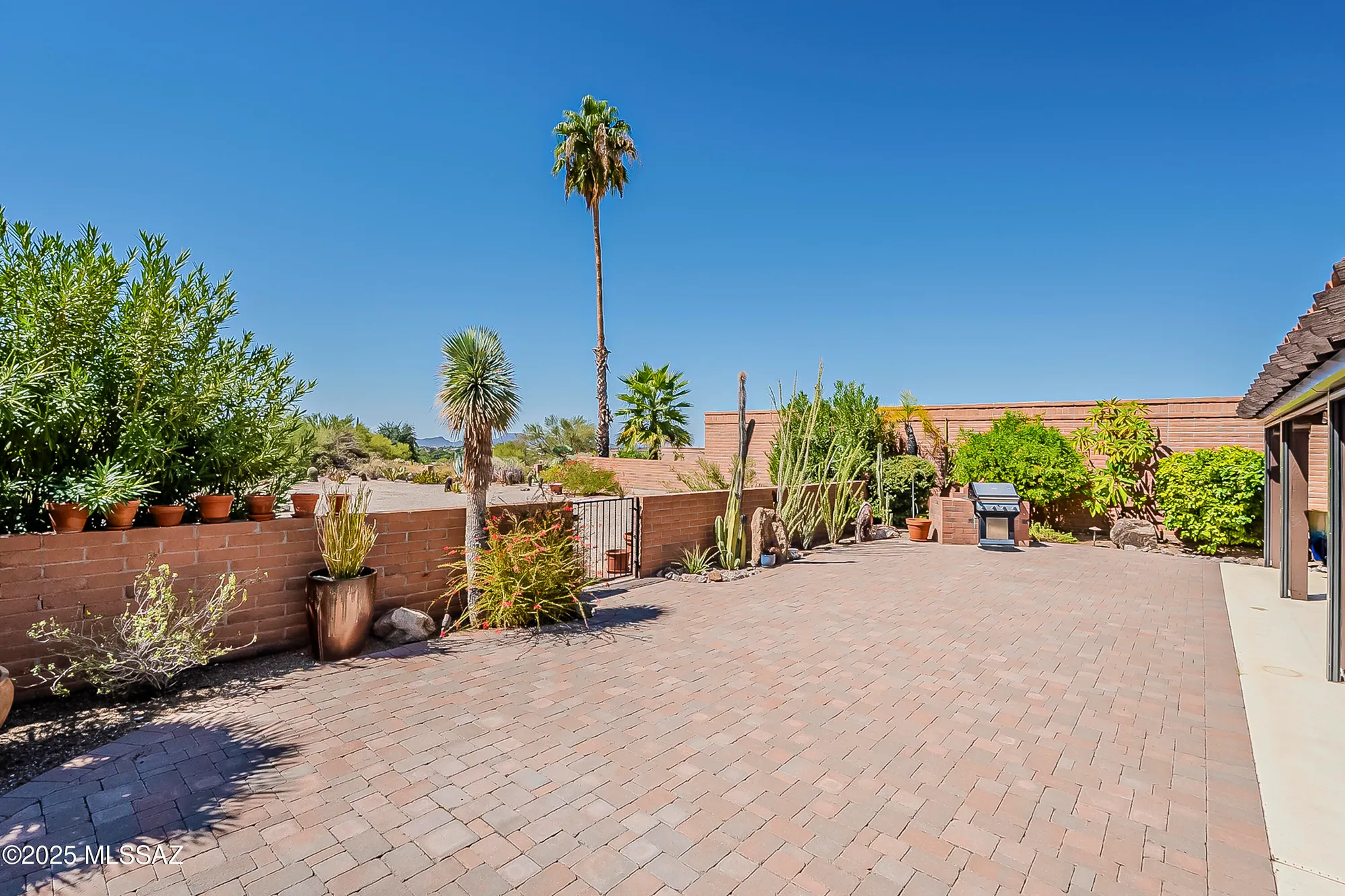 Property Slideshow image 30 of 46 | 1900 w ashbrook dr, Tucson, AZ, 85704