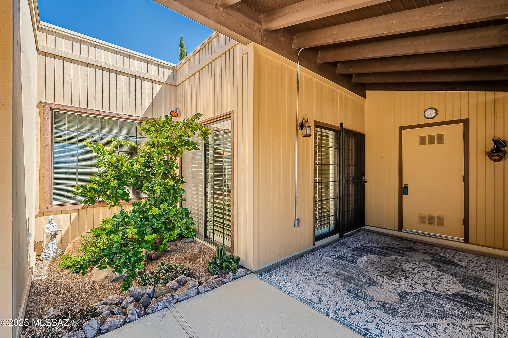 Property Slideshow image 32 of 46 | 1900 w ashbrook dr, Tucson, AZ, 85704