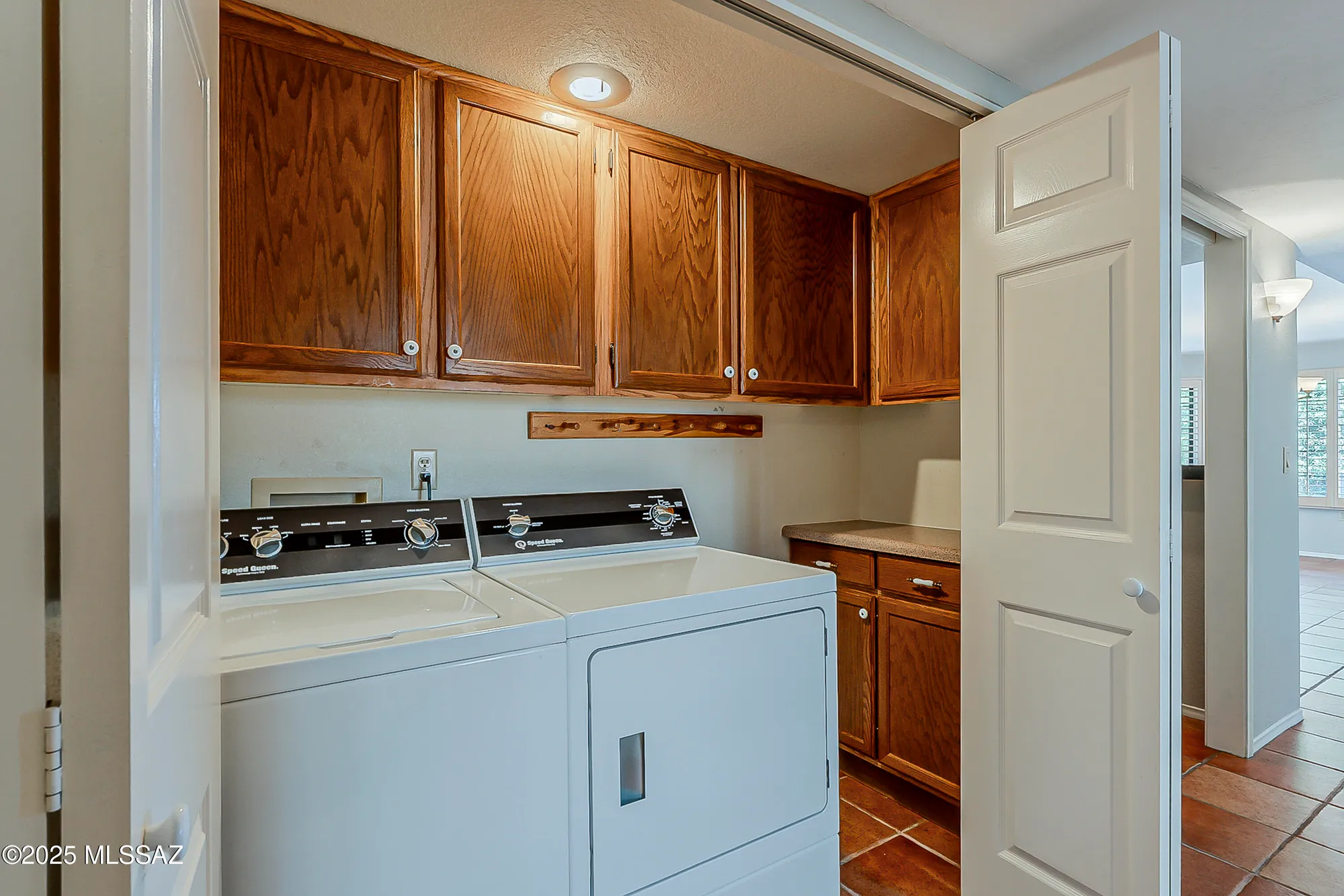 Property Slideshow image 23 of 46 | 1900 w ashbrook dr, Tucson, AZ, 85704