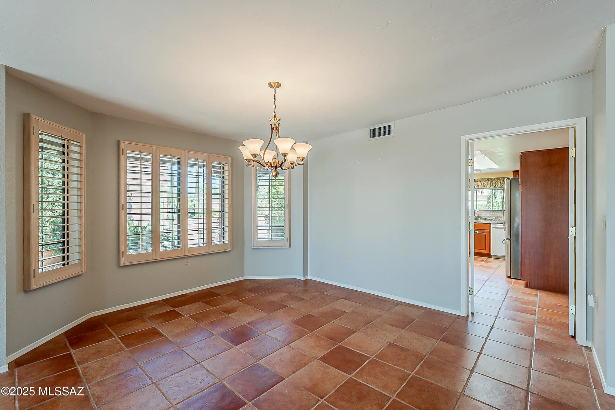 Property Slideshow image 14 of 46 | 1900 w ashbrook dr, Tucson, AZ, 85704