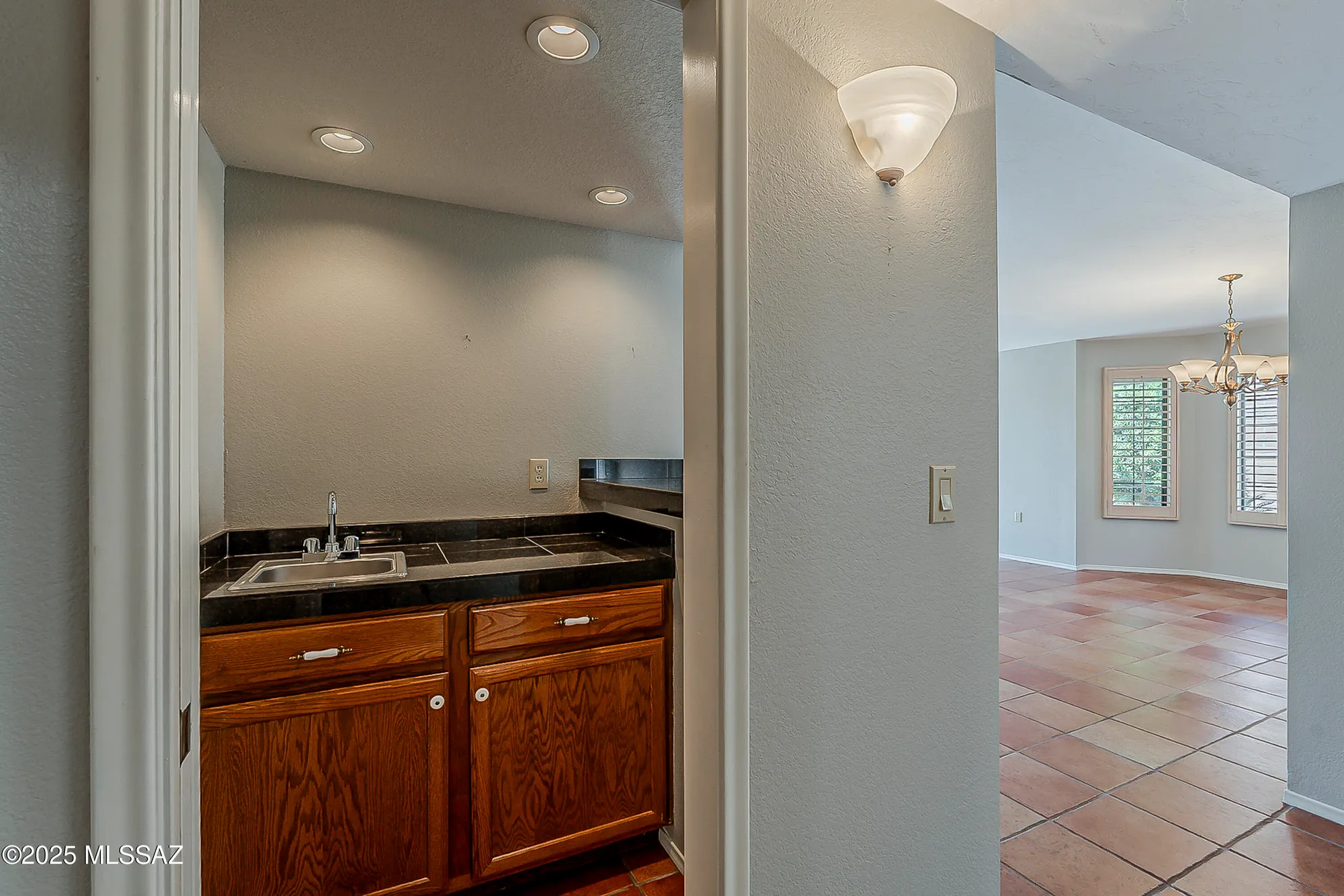 Property Slideshow image 17 of 46 | 1900 w ashbrook dr, Tucson, AZ, 85704