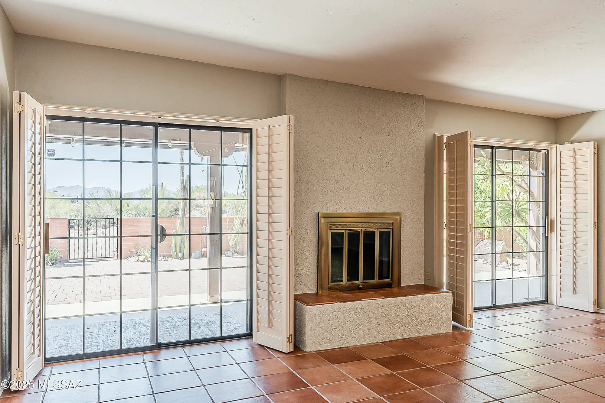 Property Slideshow image 13 of 46 | 1900 w ashbrook dr, Tucson, AZ, 85704