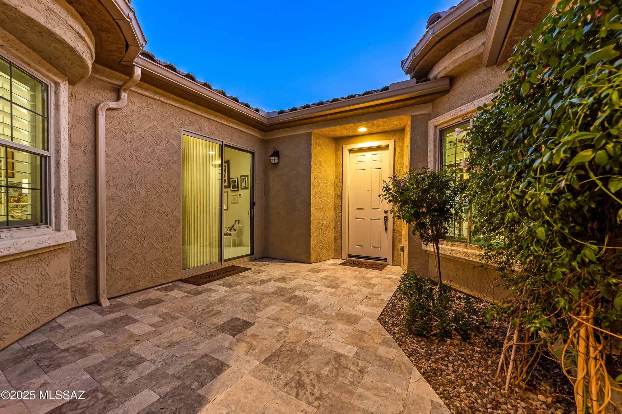 Property Slideshow image 7 of 34 | 6805 w komo point trl, Marana, AZ, 85658