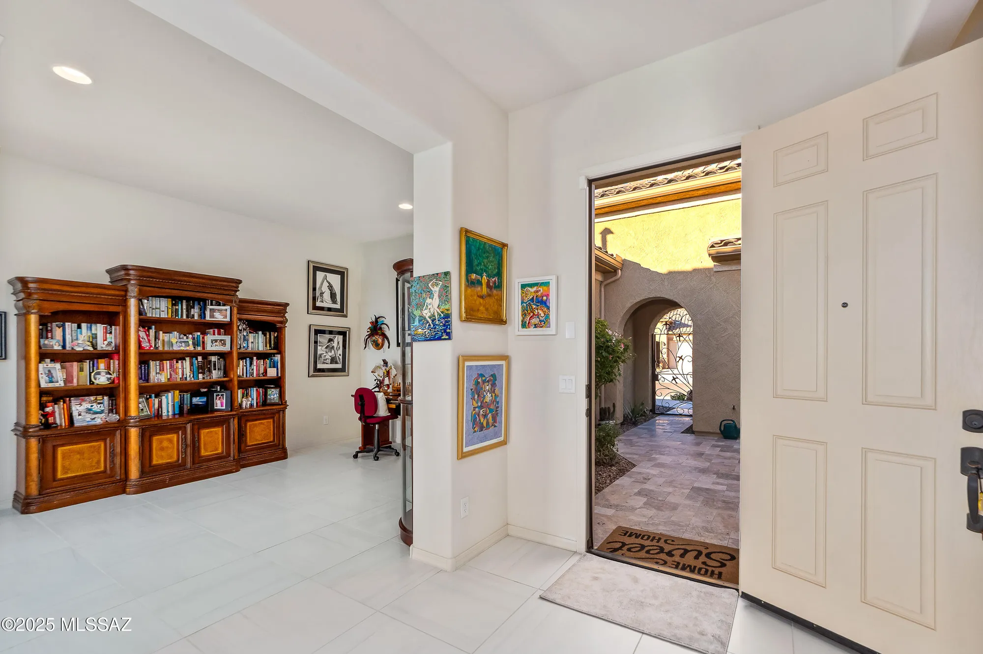 Property Slideshow image 8 of 34 | 6805 w komo point trl, Marana, AZ, 85658