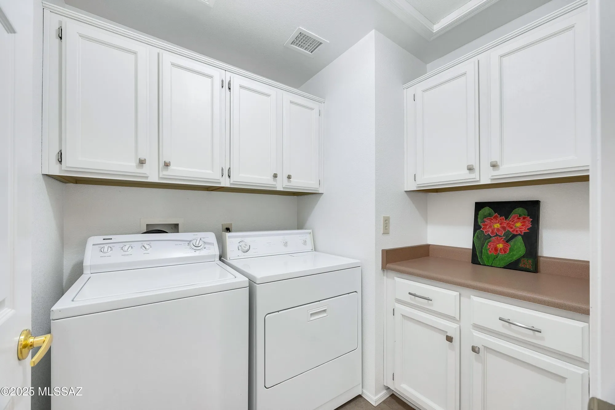 Property Slideshow image 27 of 50 | 35854 s wind crest dr, Tucson, AZ, 85739