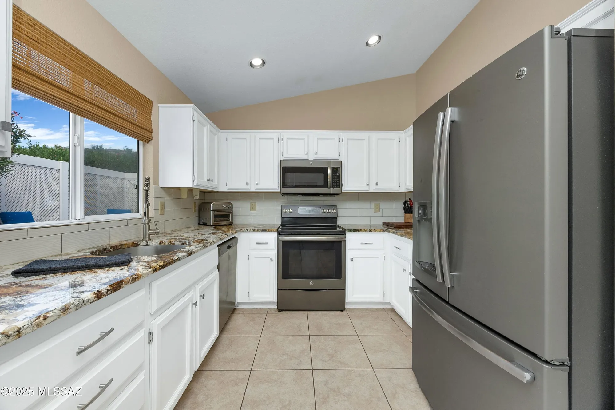 Property Slideshow image 15 of 50 | 35854 s wind crest dr, Tucson, AZ, 85739