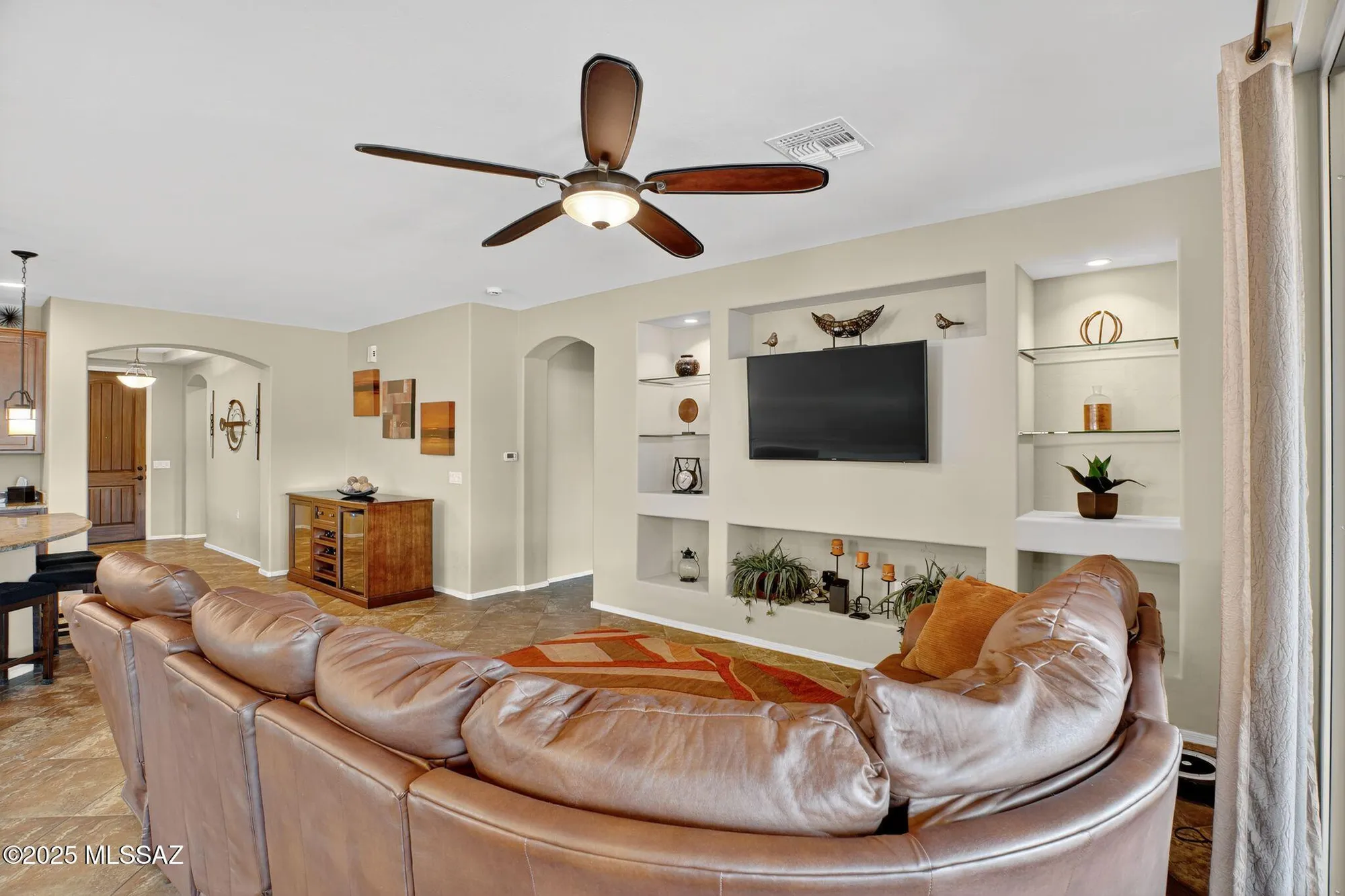 Property Slideshow image 7 of 51 | 14049 e barouche dr, Vail, AZ, 85641