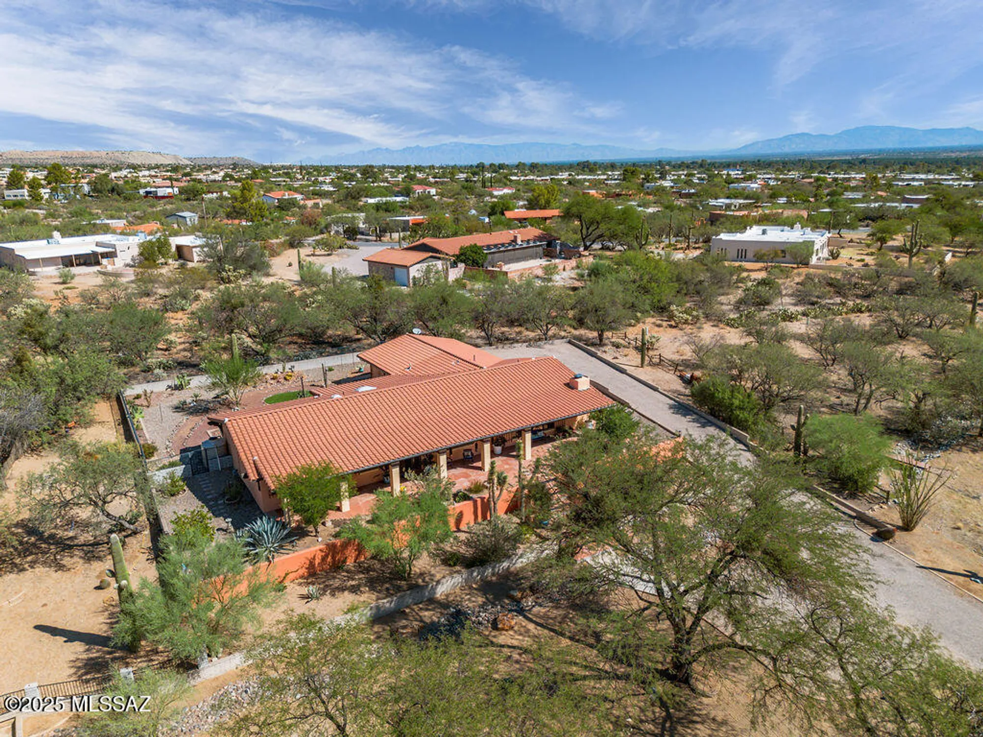Property Slideshow image 3 of 51 | 808 w paseo del canto, Green Valley, AZ, 85622